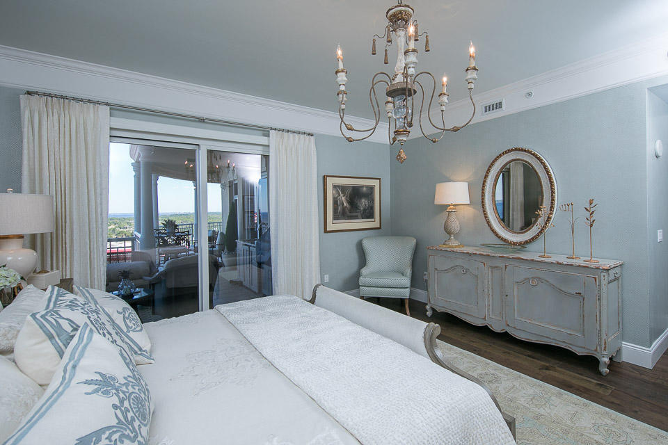 ONE WATER PLACE AT KELLY PLANTATION - Residential