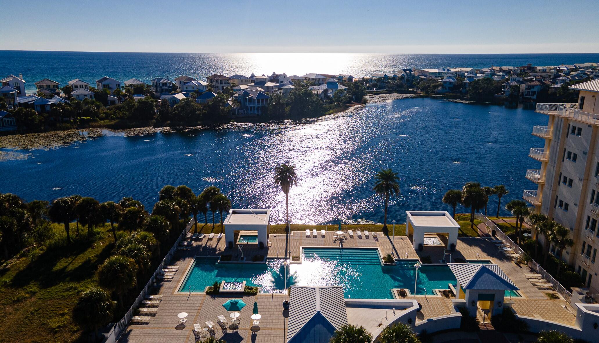 Carillon Beach Inn - Residential