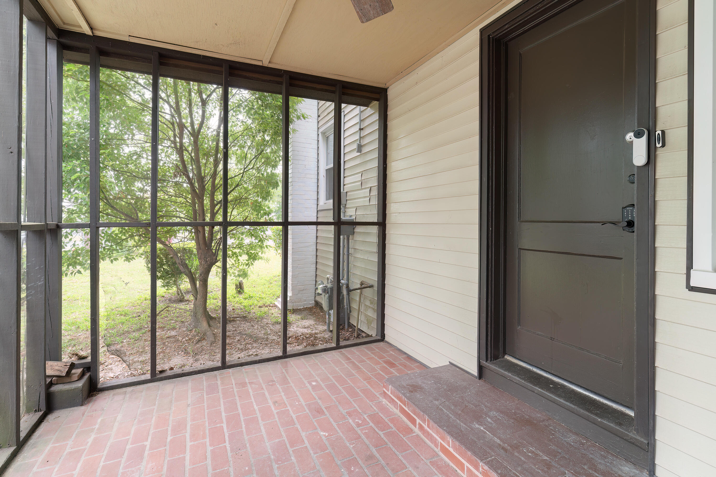 CRESTVIEW - Residential