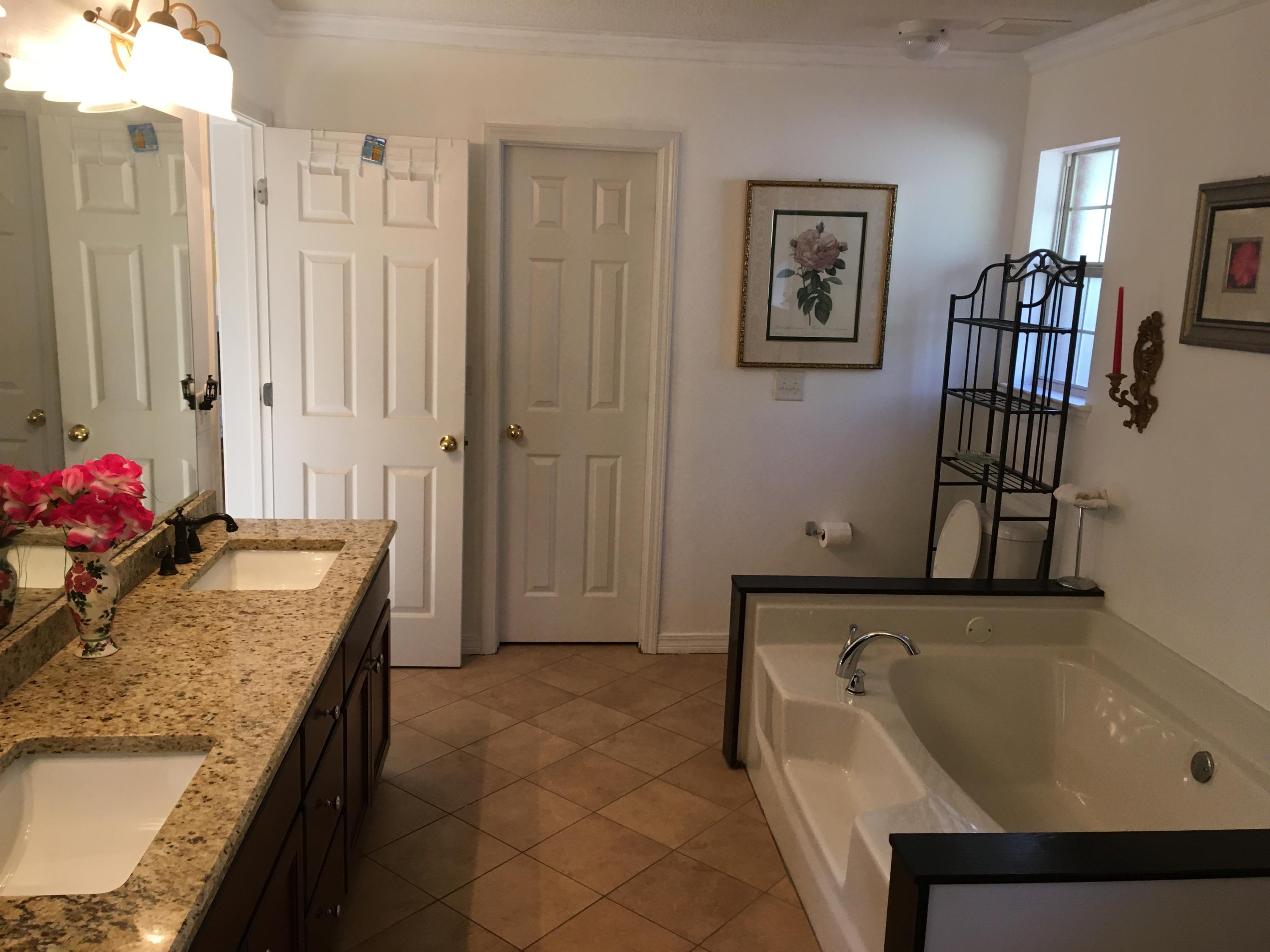 CREETWOOD PLACE - Residential