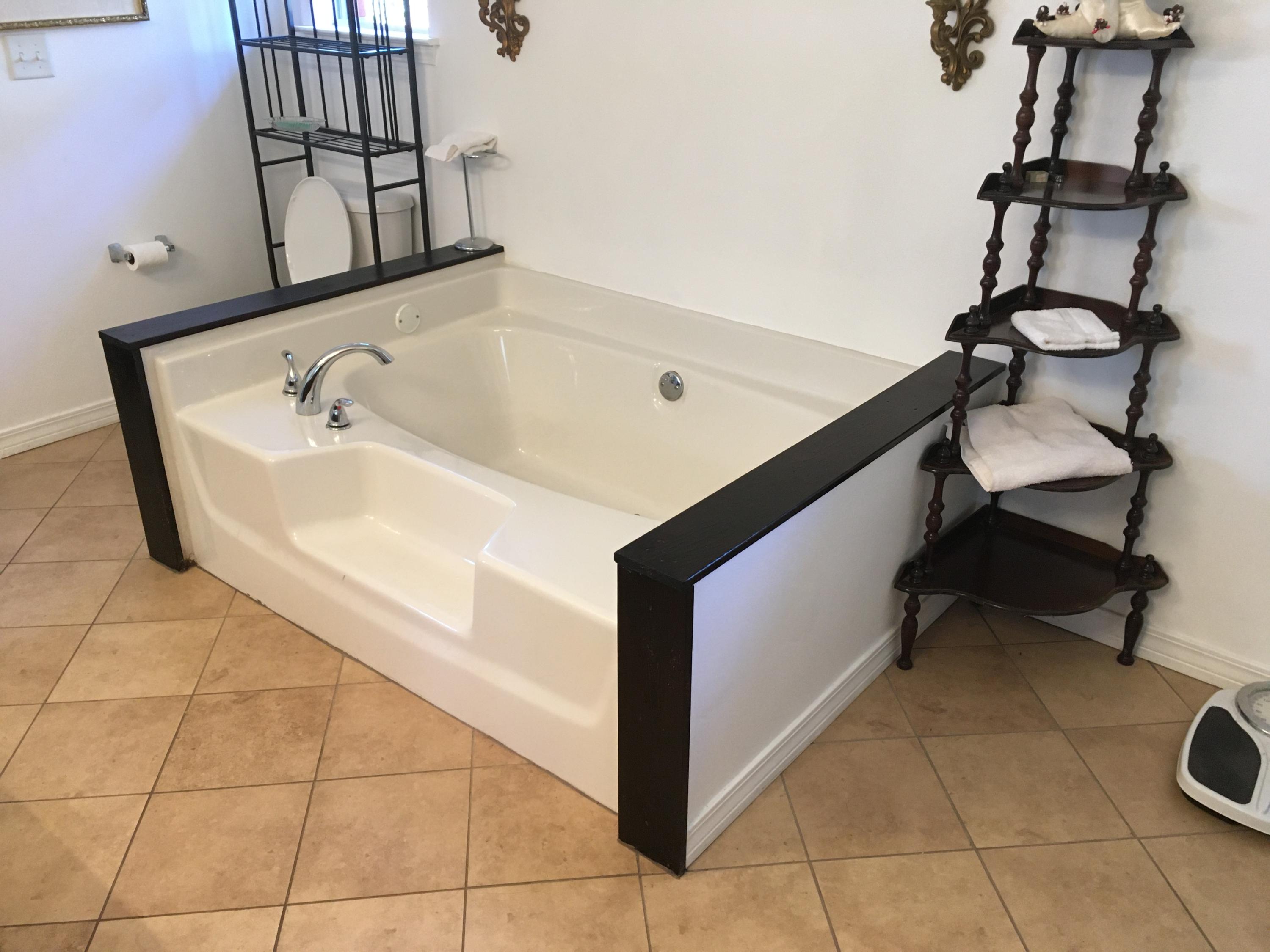 CREETWOOD PLACE - Residential