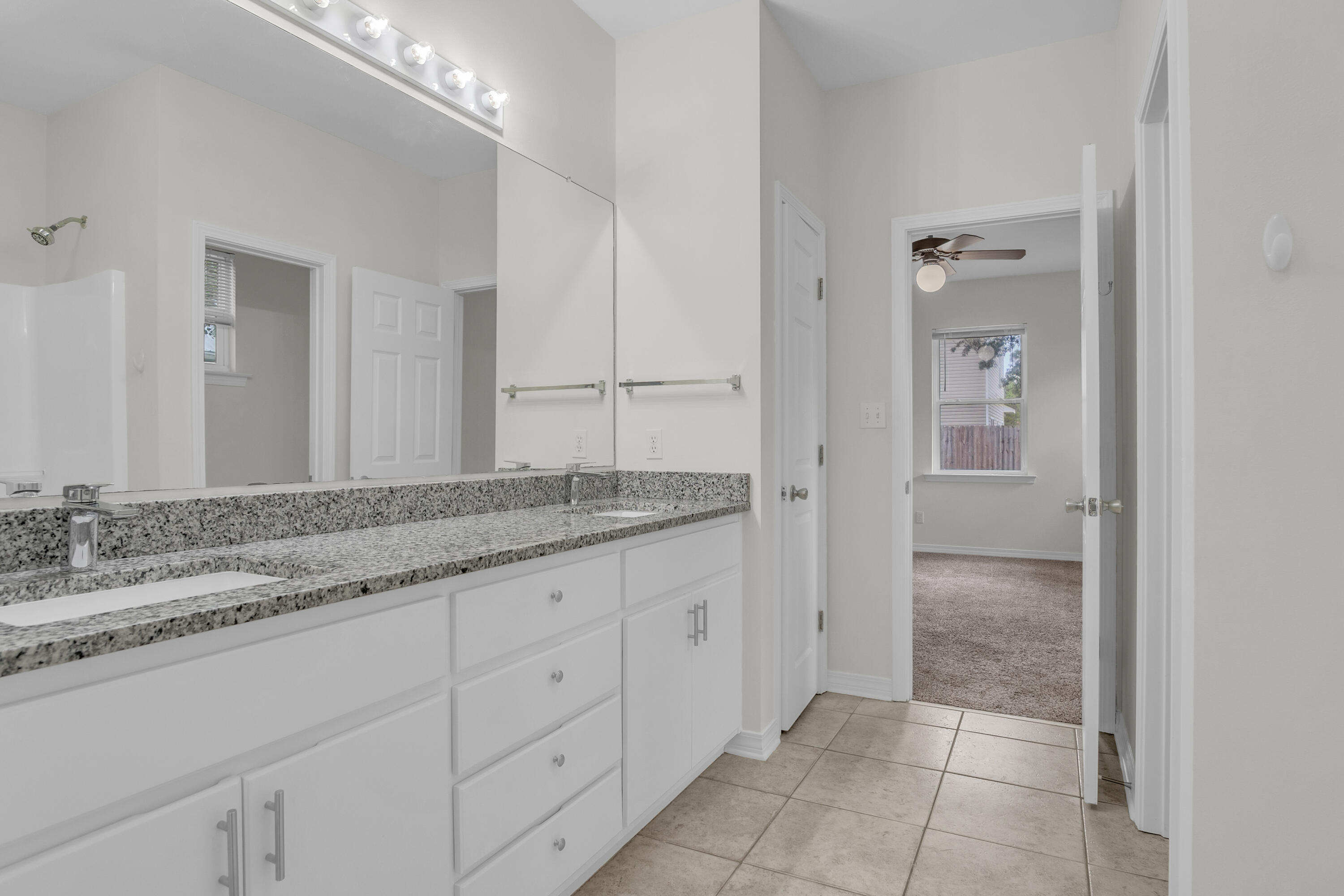 BAYOU PINES UNREC 1ST ADDN - Residential