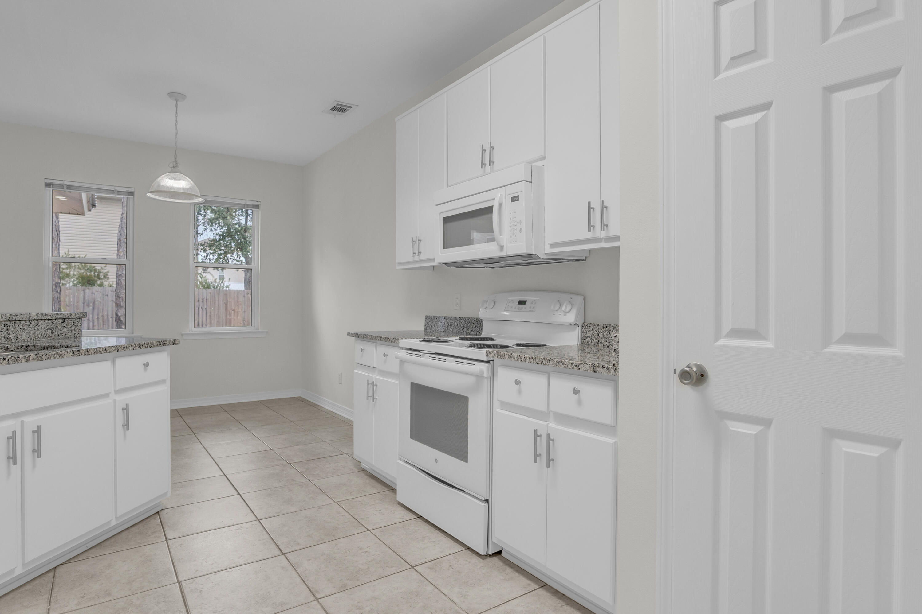 BAYOU PINES UNREC 1ST ADDN - Residential