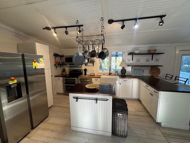 EDGEWOOD TERRACE - Residential Lease