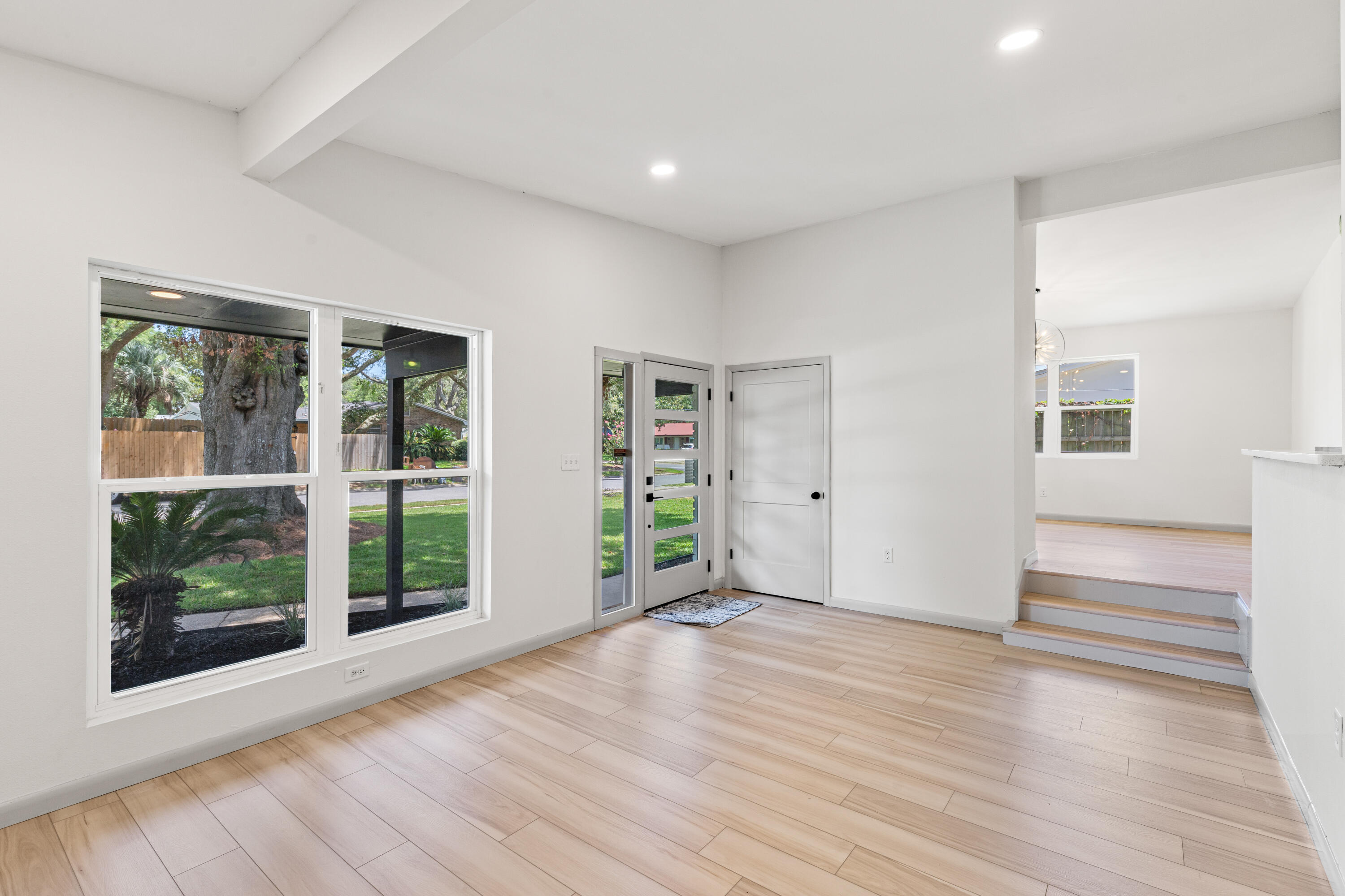 MIRAMAR ESTATES 1ST ADDN - Residential