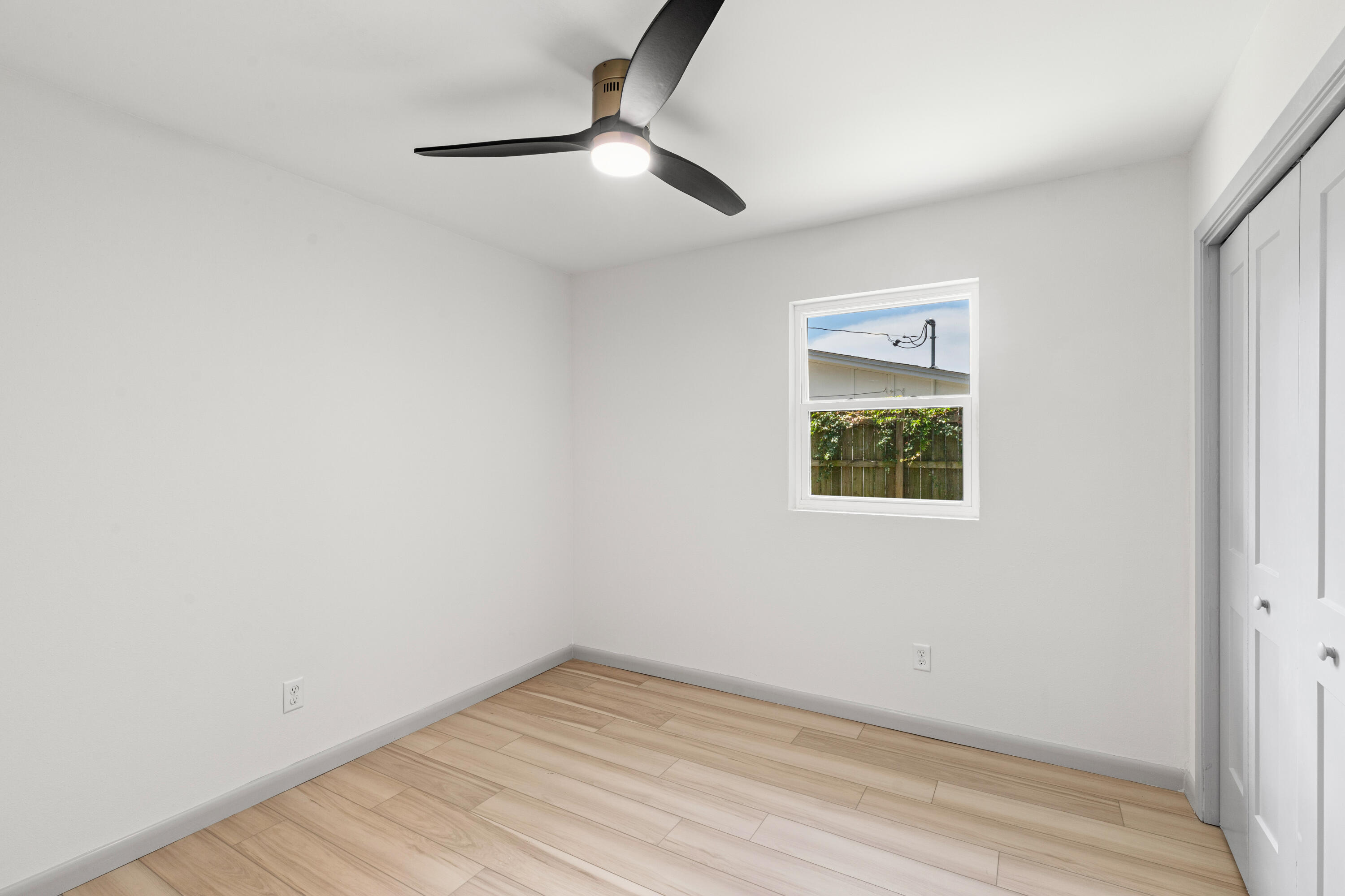 MIRAMAR ESTATES 1ST ADDN - Residential