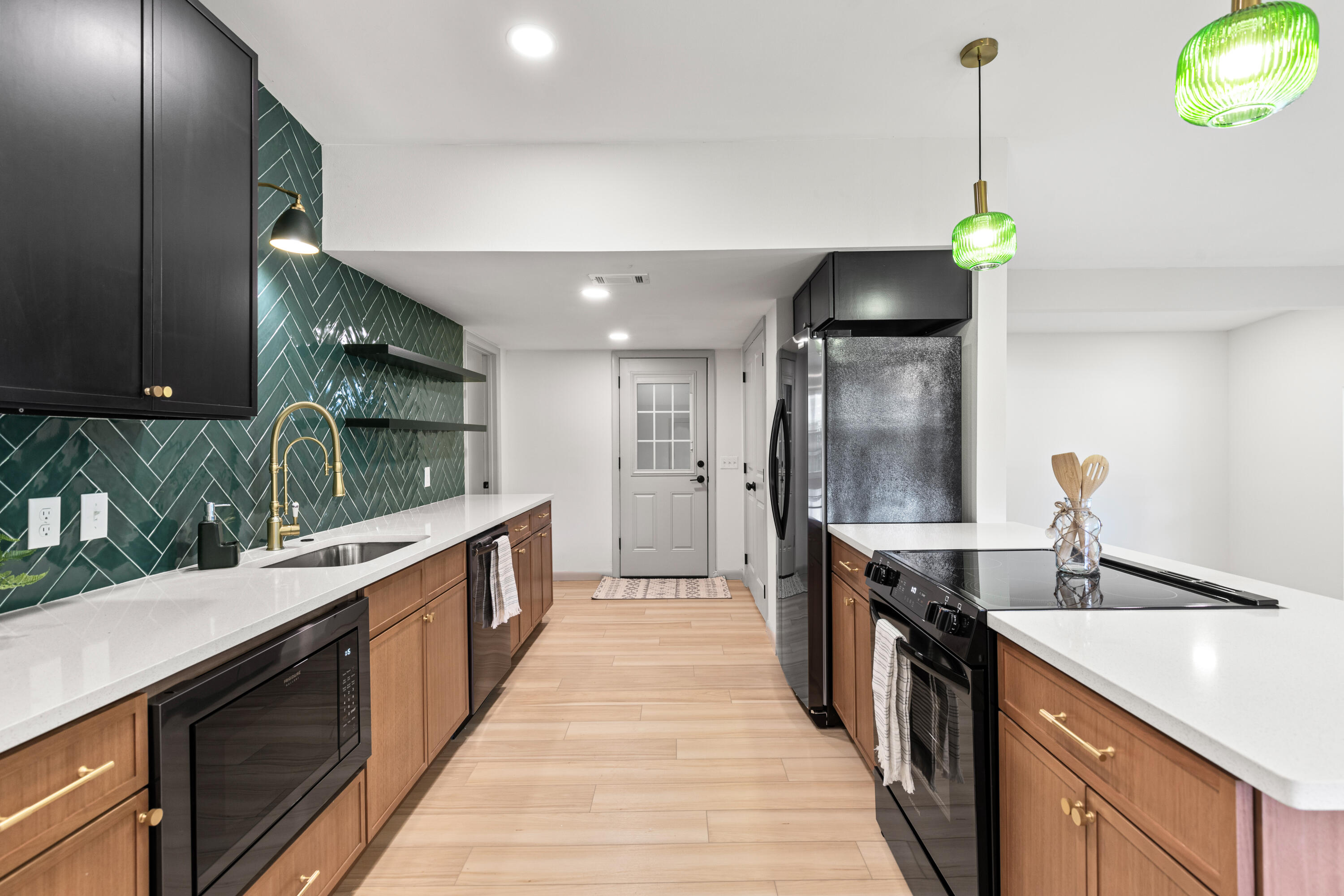 MIRAMAR ESTATES 1ST ADDN - Residential
