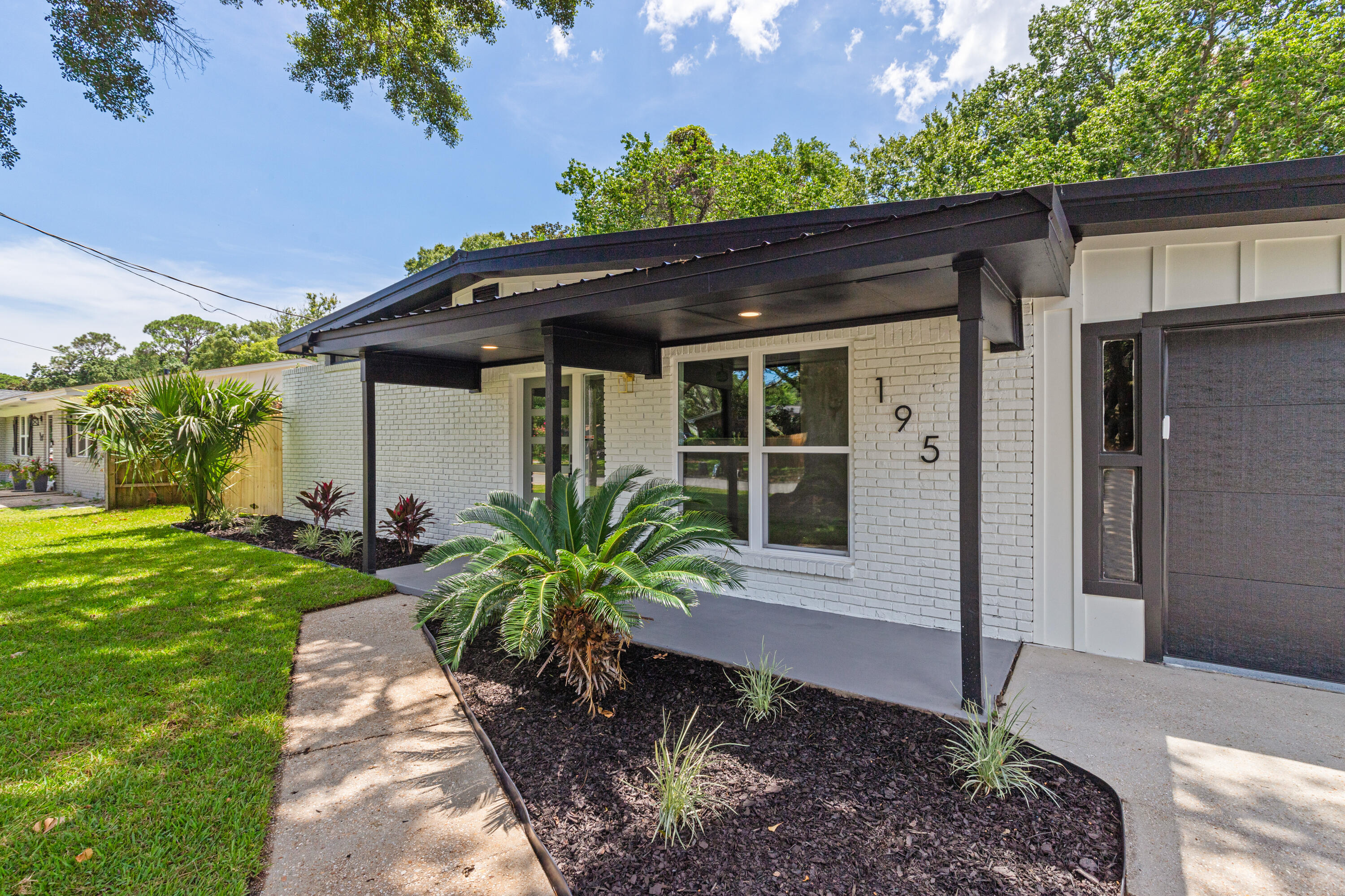 MIRAMAR ESTATES 1ST ADDN - Residential