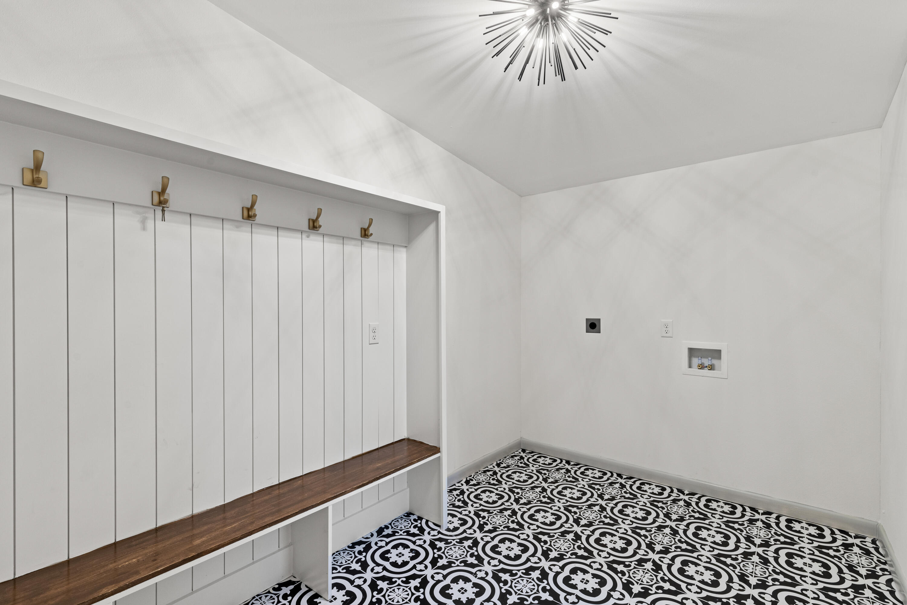 MIRAMAR ESTATES 1ST ADDN - Residential
