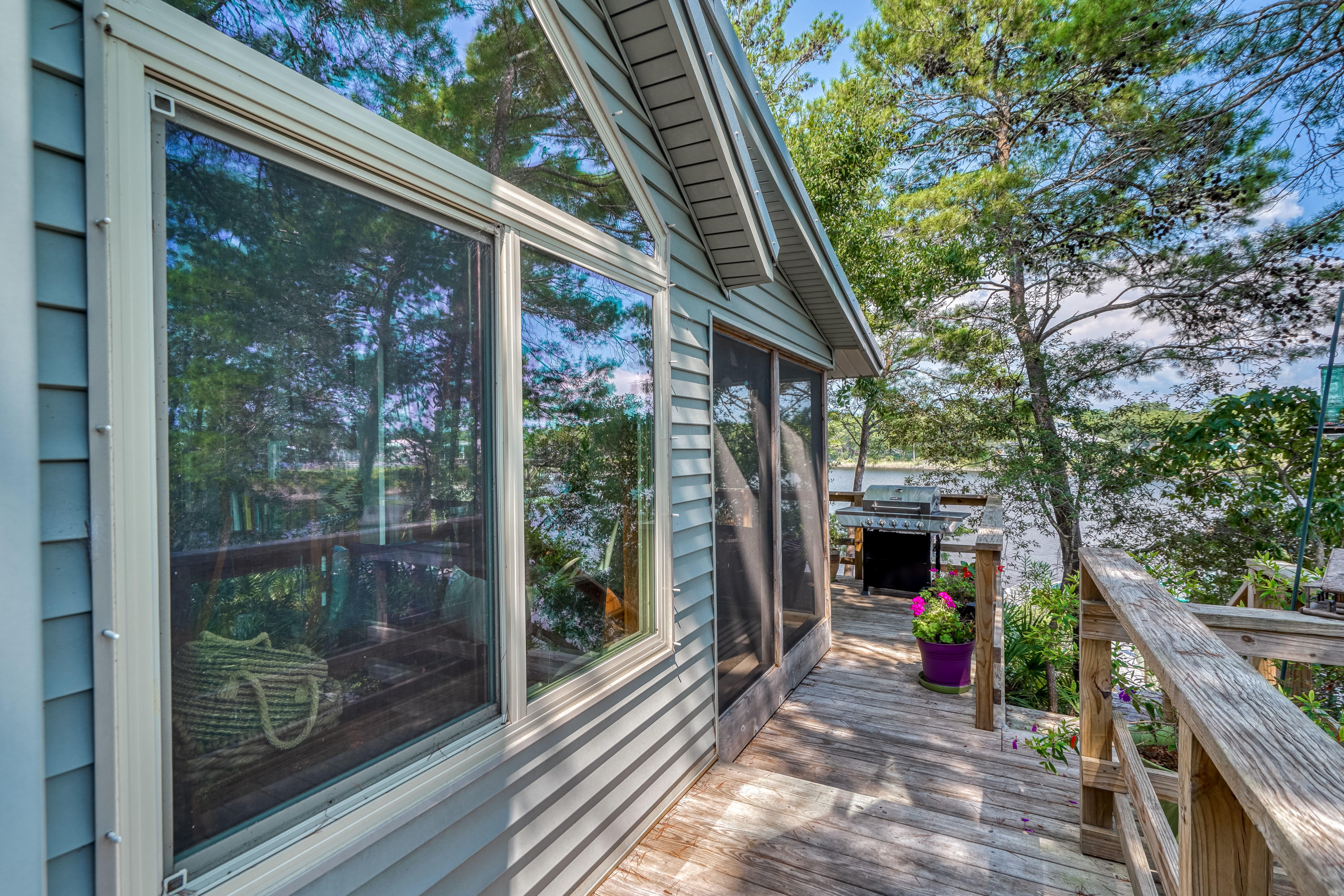 EASTERN LAKE S/D - Residential