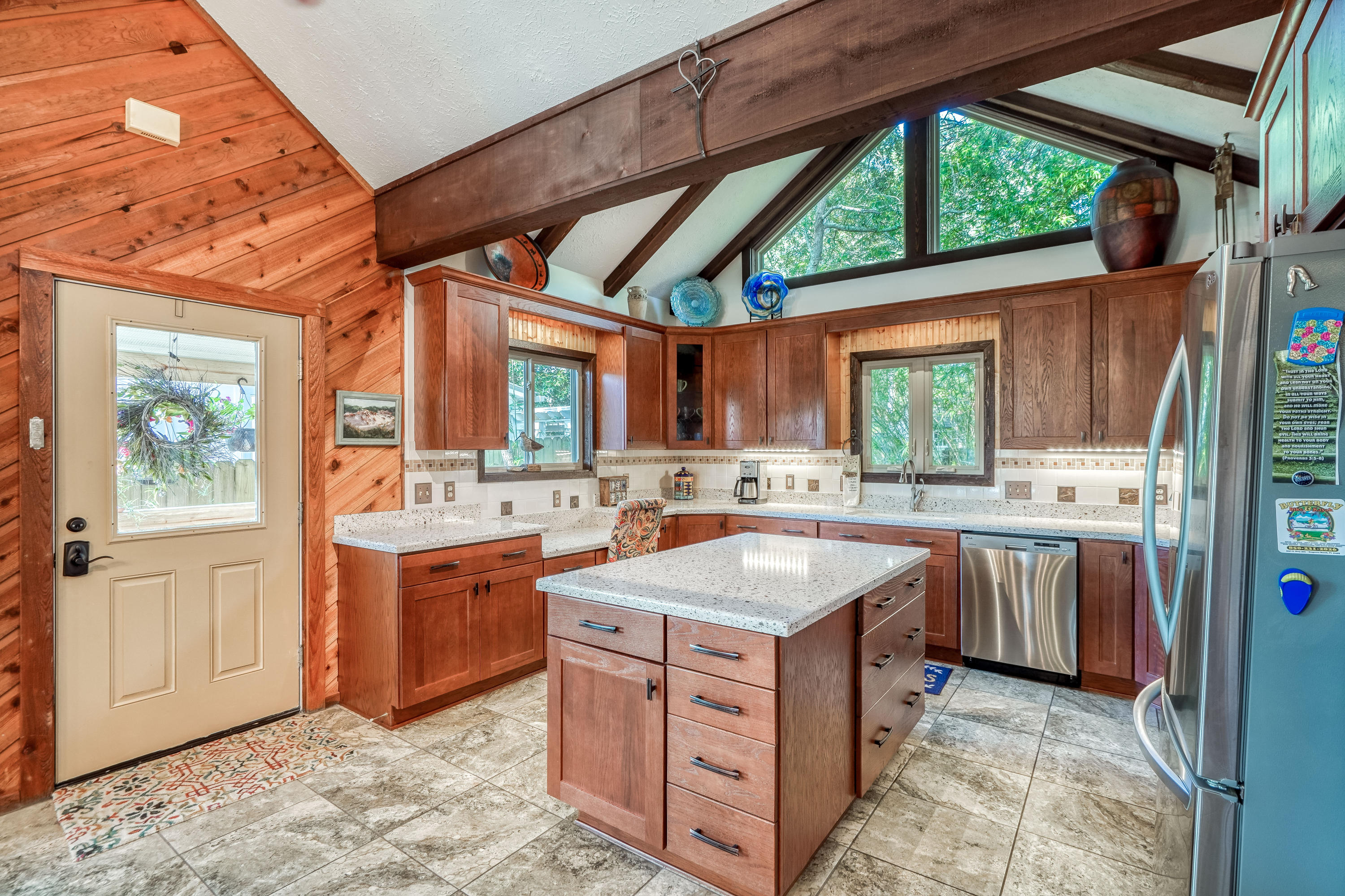 EASTERN LAKE S/D - Residential