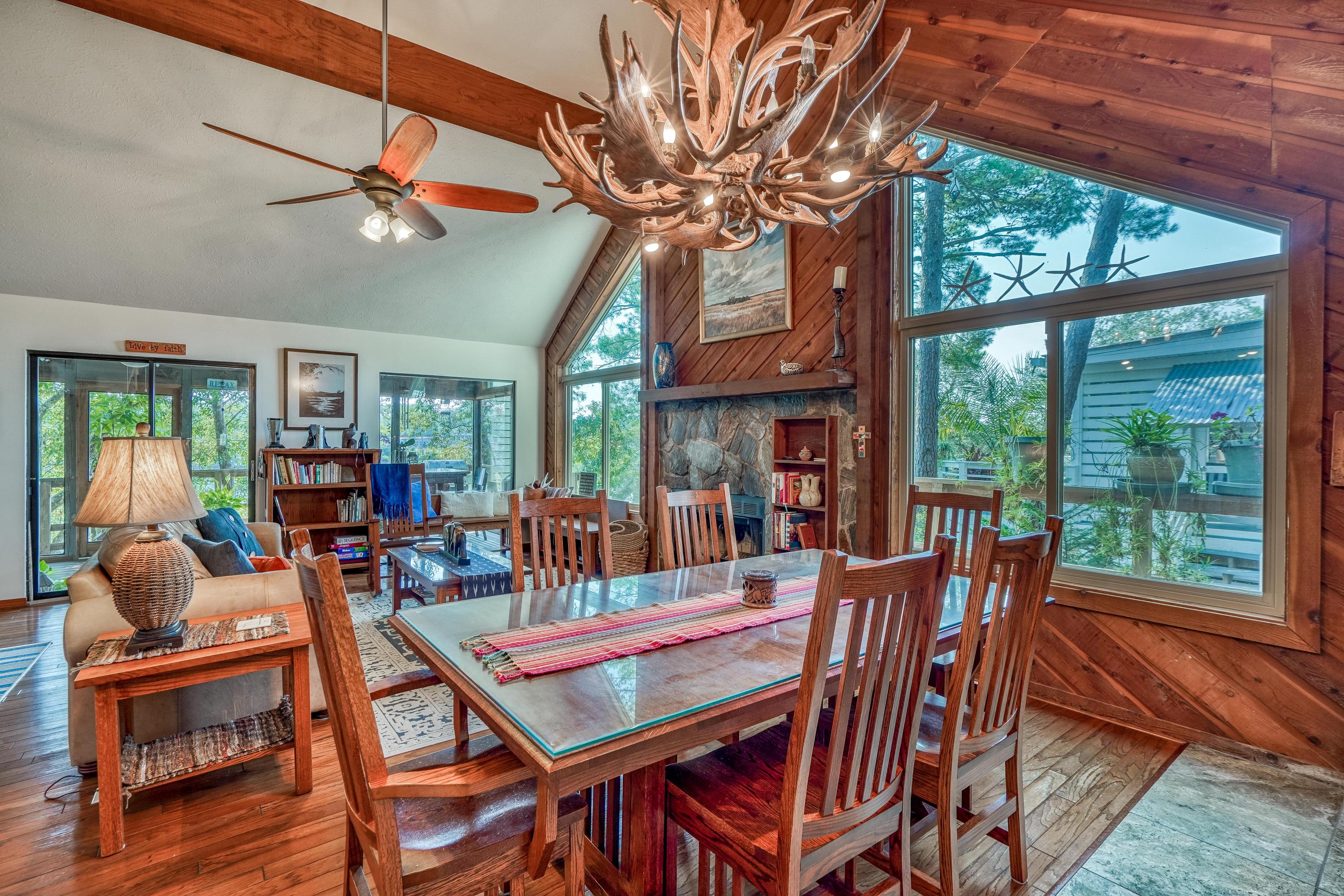 EASTERN LAKE S/D - Residential