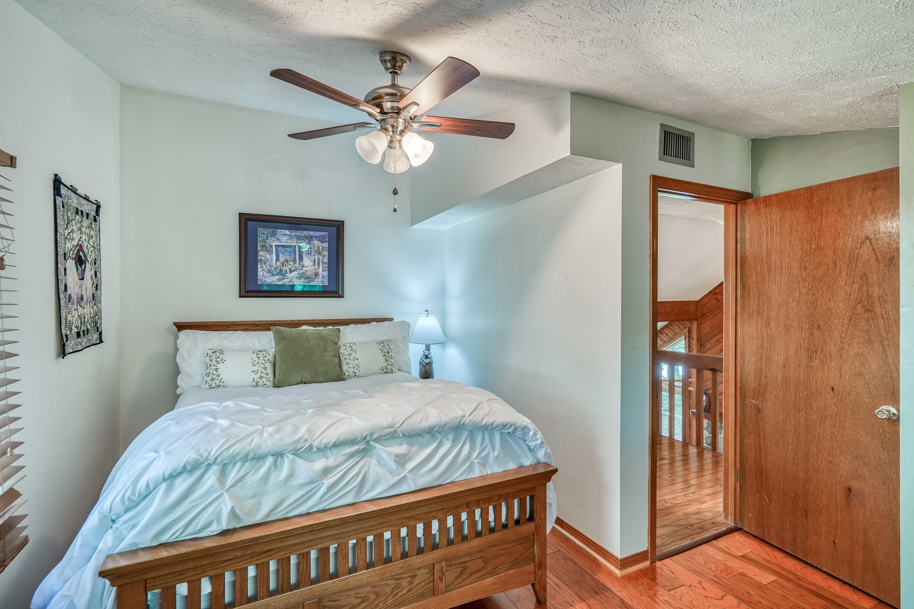 EASTERN LAKE S/D - Residential