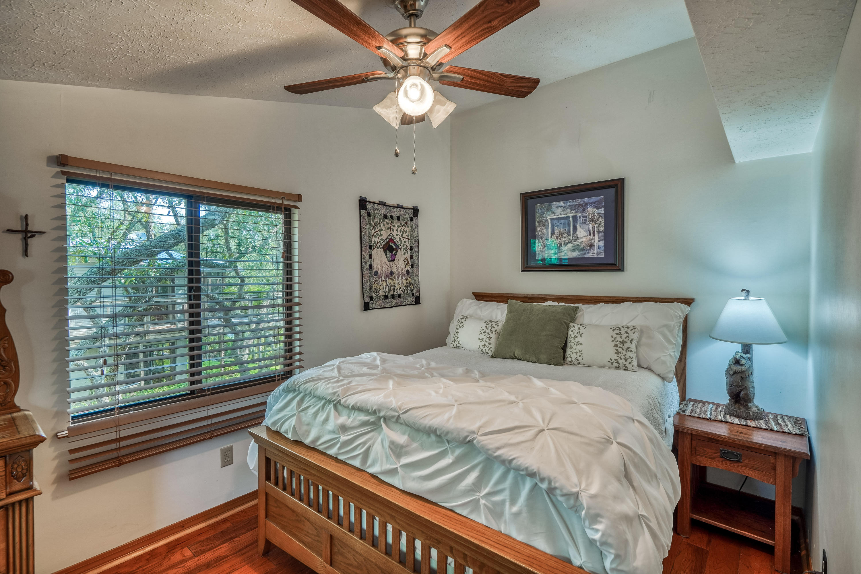 EASTERN LAKE S/D - Residential