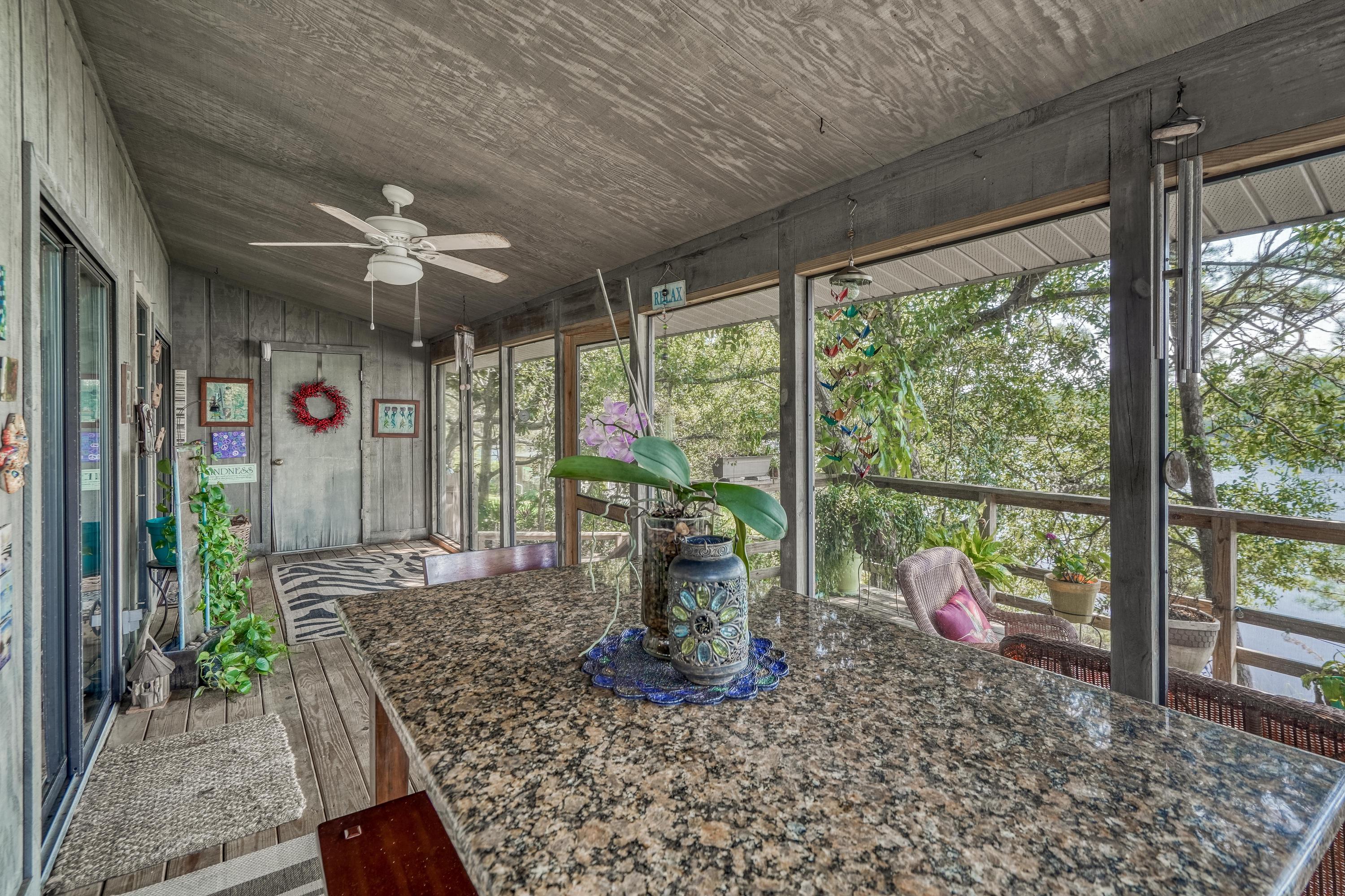 EASTERN LAKE S/D - Residential