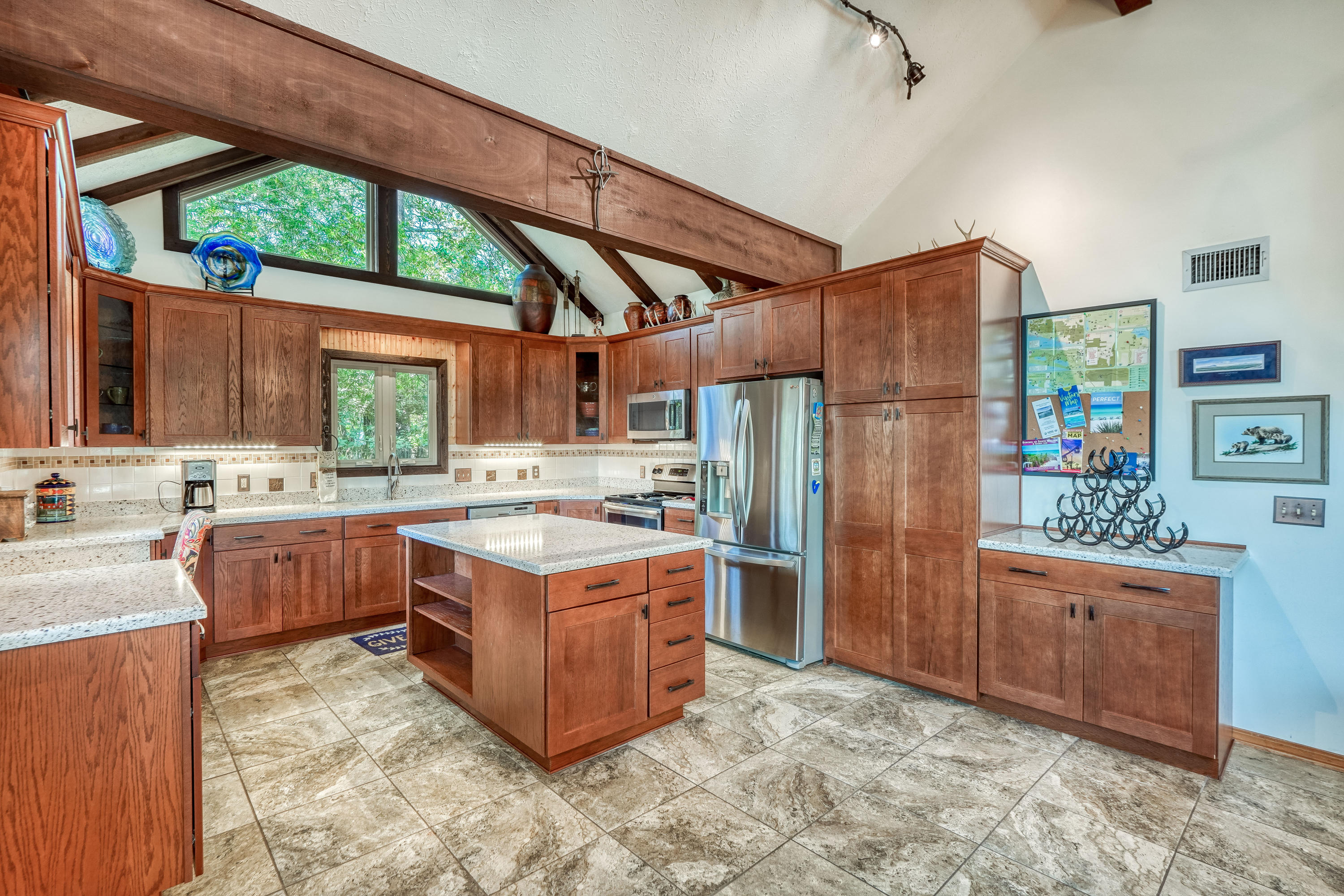 EASTERN LAKE S/D - Residential