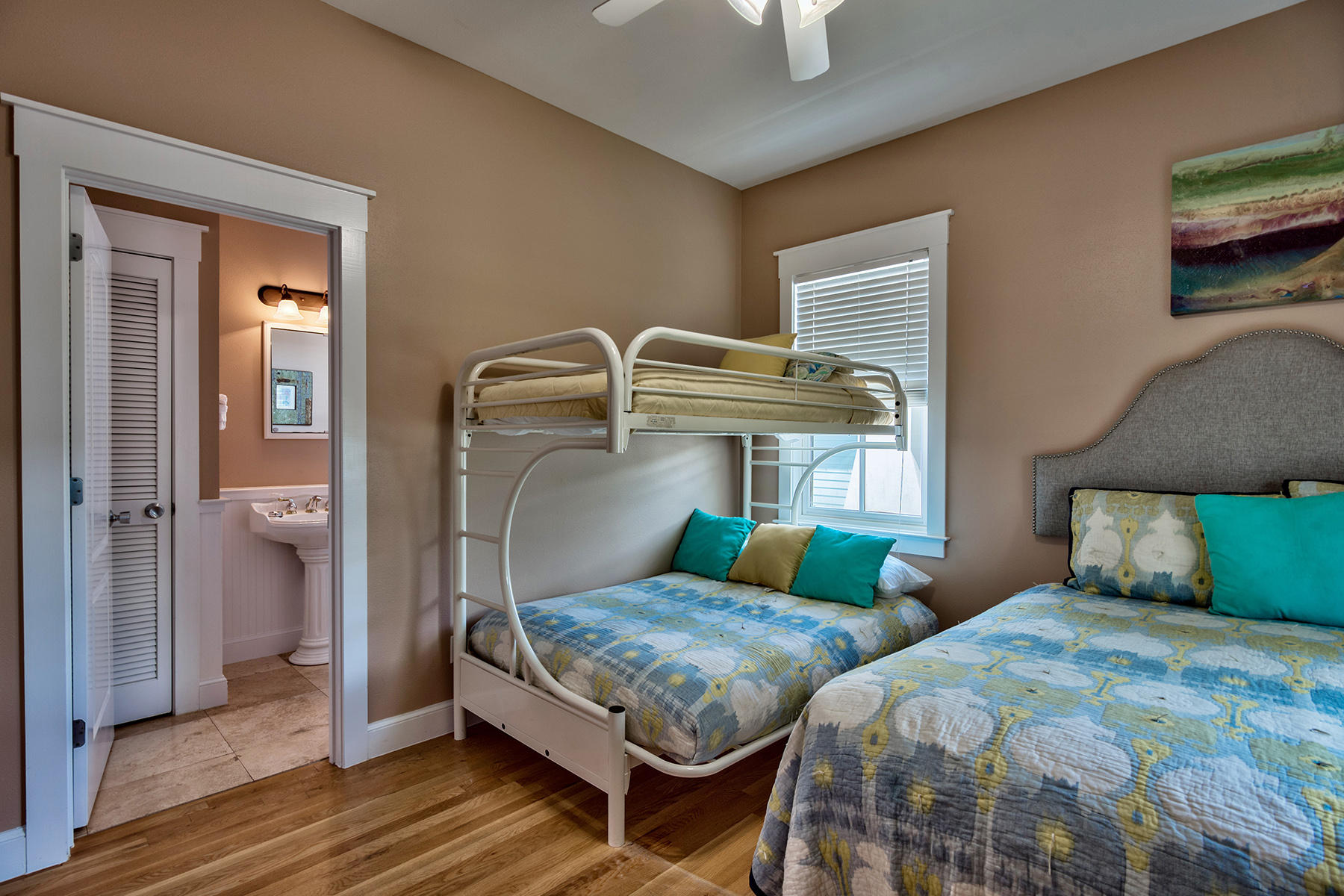 SUNSET BEACH - Residential