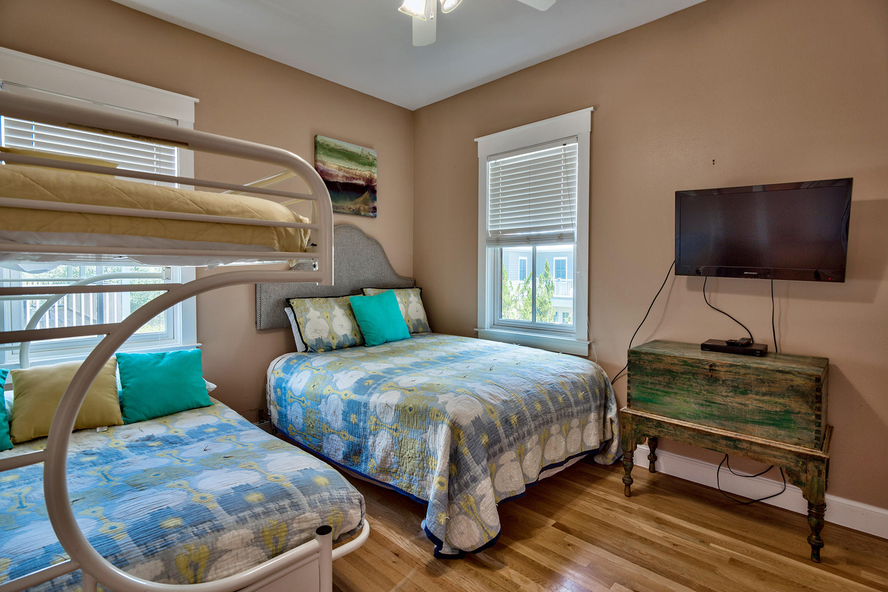 SUNSET BEACH - Residential