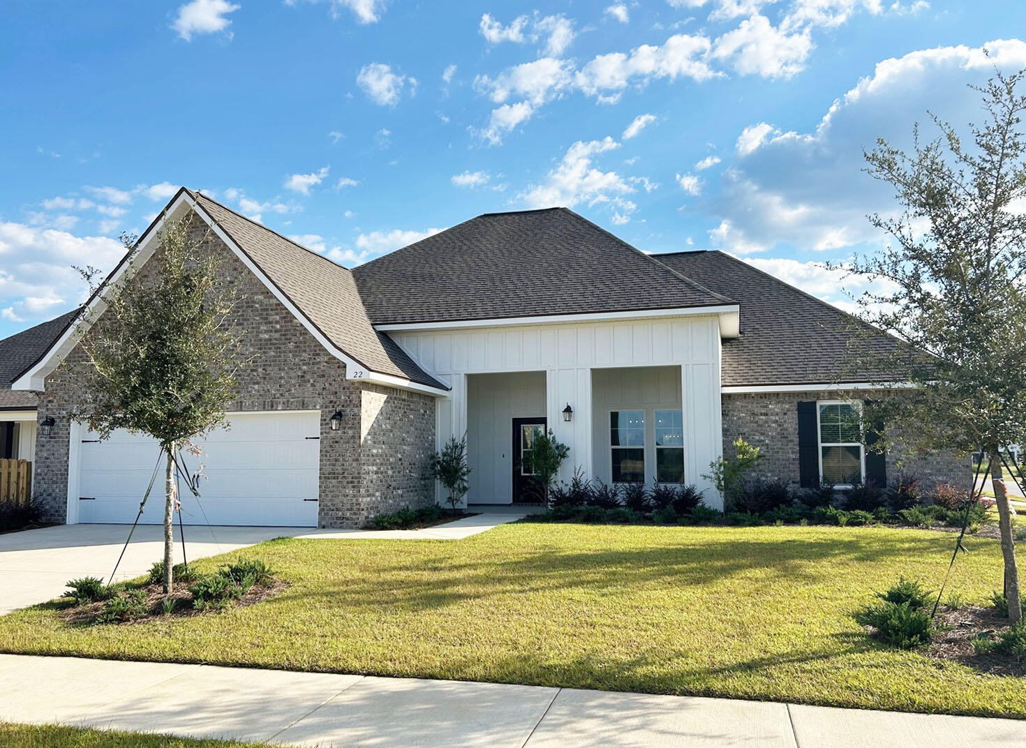 Awesome builder rate plus FREE front gutters. Restrictions apply.Located on a corner lot the JOHNSON IV G in Natureview community offers a 4BR/3BA, open and split design with formal dining and breakfast area. Upgrades added (list attached).Special Features: double vanity, garden tub, separate custom tiled shower, and walk-in closet in master bath, double vanity in 2nd bath, walk-in closet in all other bedrooms, kitchen island, walk-in pantry, boot bench and drop zone in mudroom, covered porches, crown molding, ceiling fans, smart connect WIFI thermostat, smoke/carbon monoxide detectors, landscaping, architectural 30-year shingles, flood lights, and more!Energy Efficient Features: water heater, electric kitchen appliance package, vinyl low E windows, and more! Energy Star Partner.
