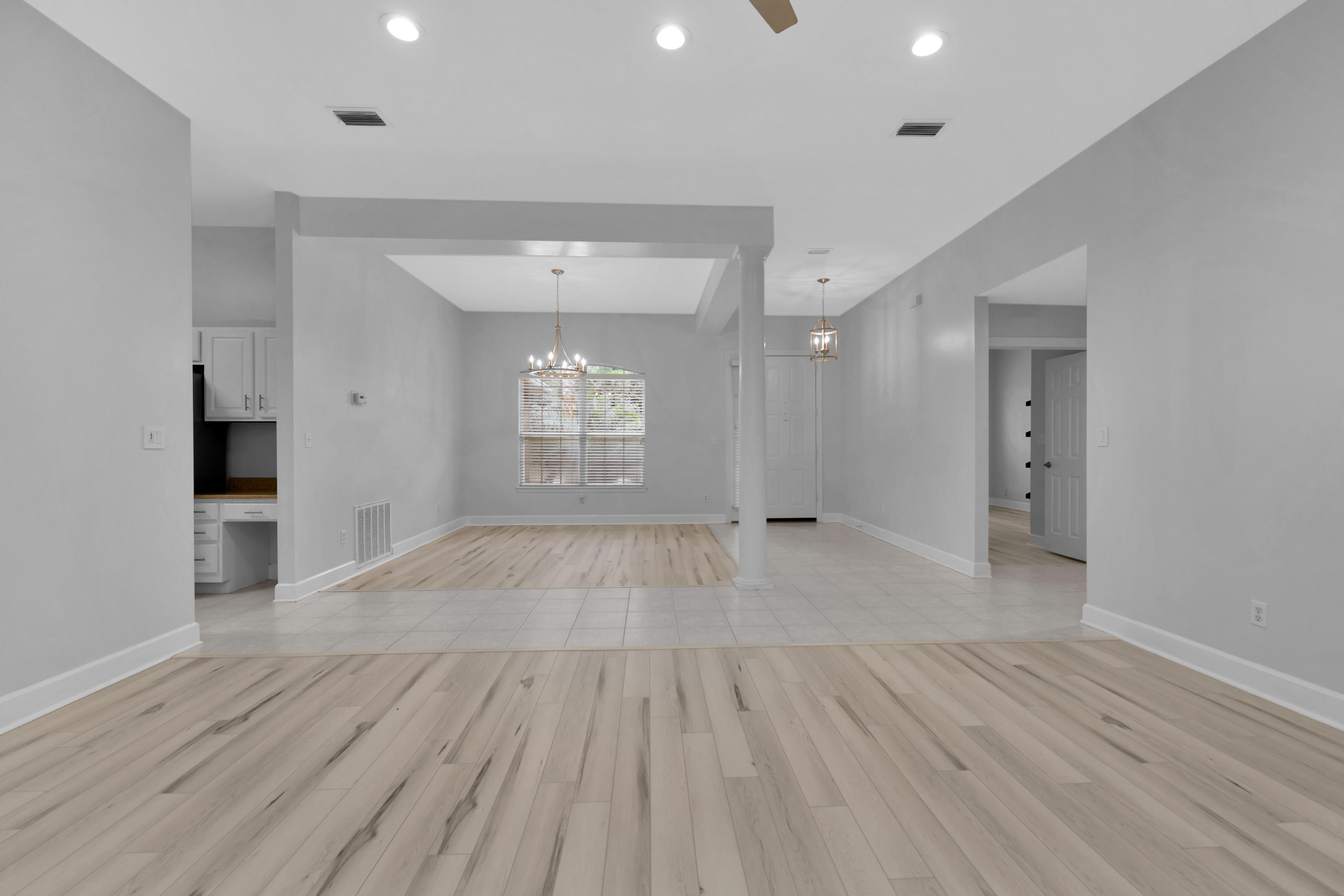 BISCAYNE POINTE - Residential