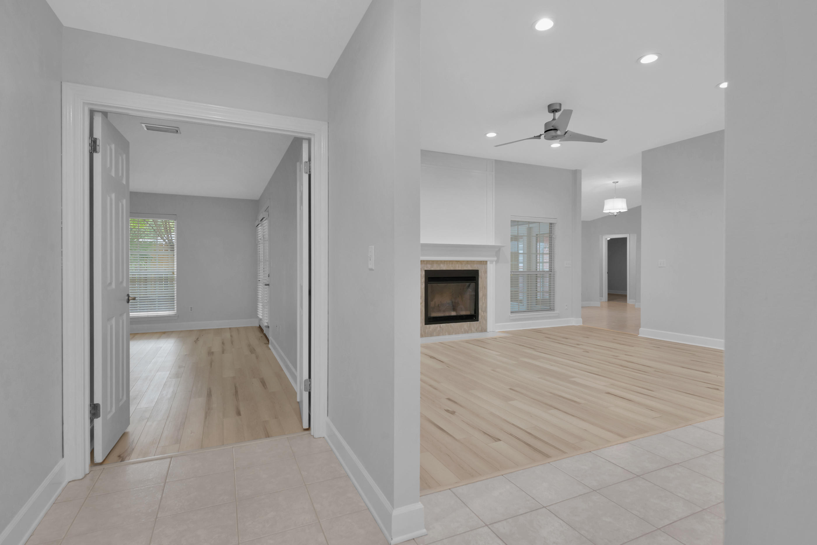 BISCAYNE POINTE - Residential