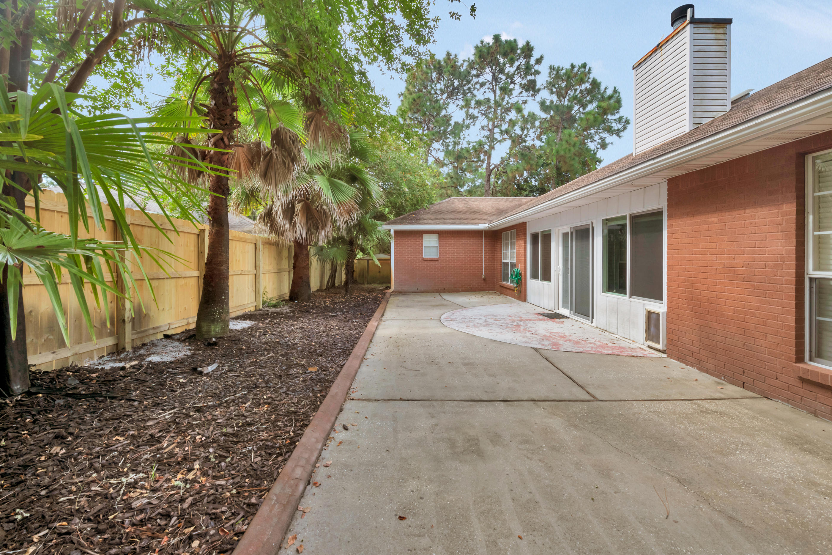 BISCAYNE POINTE - Residential