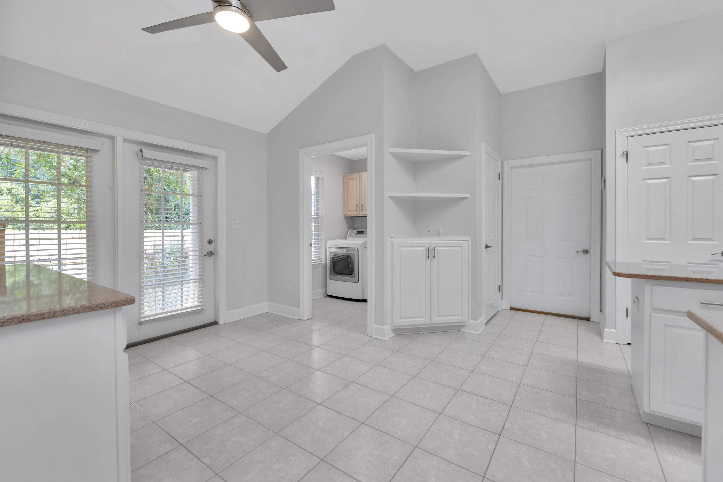 BISCAYNE POINTE - Residential