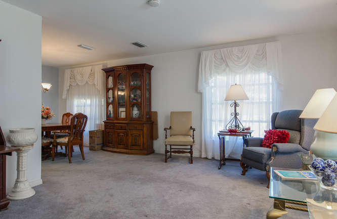 VILLA RUSS PARK - Residential