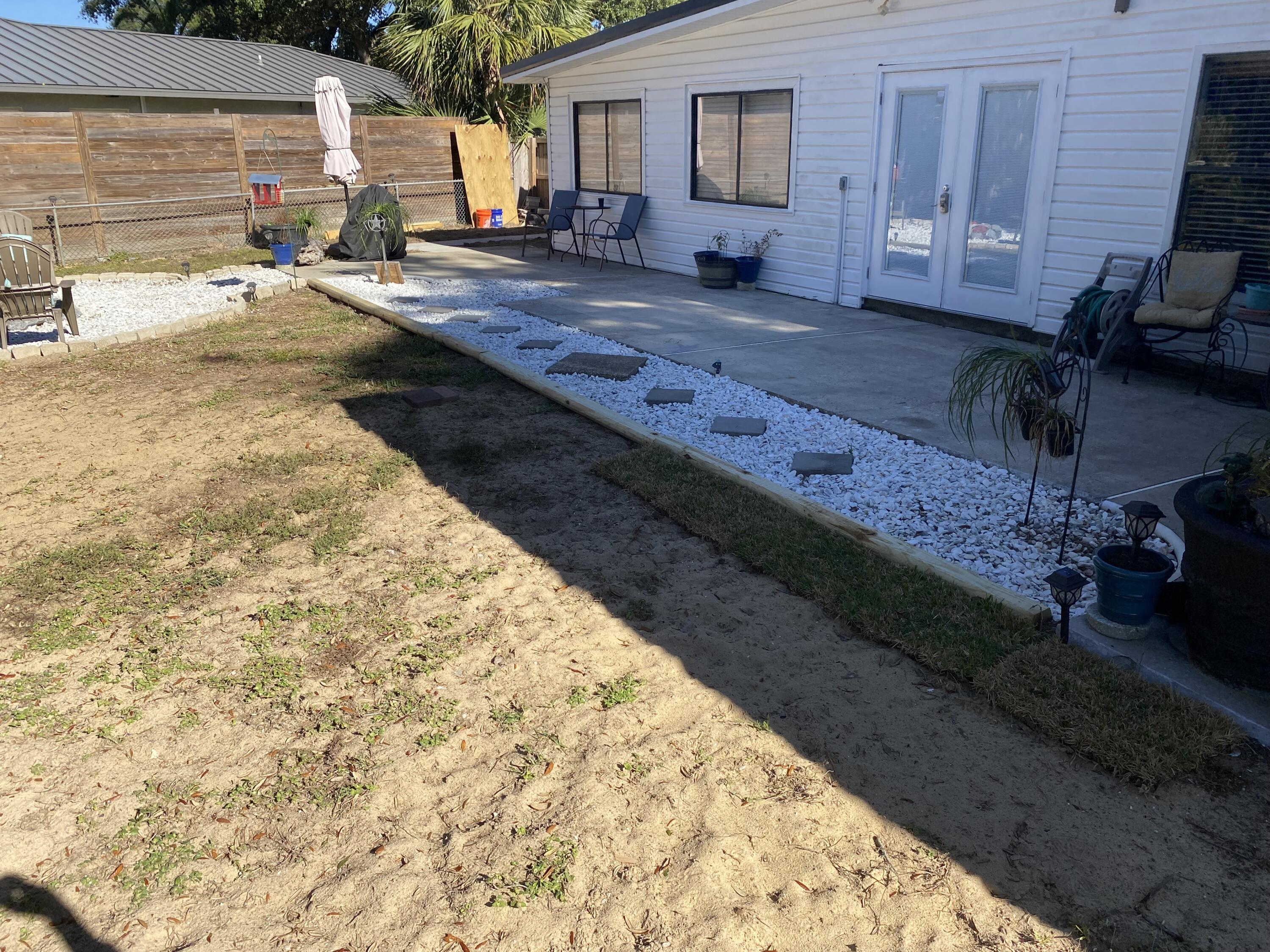 ELLIOTTS POINT 9TH ADDN - Residential