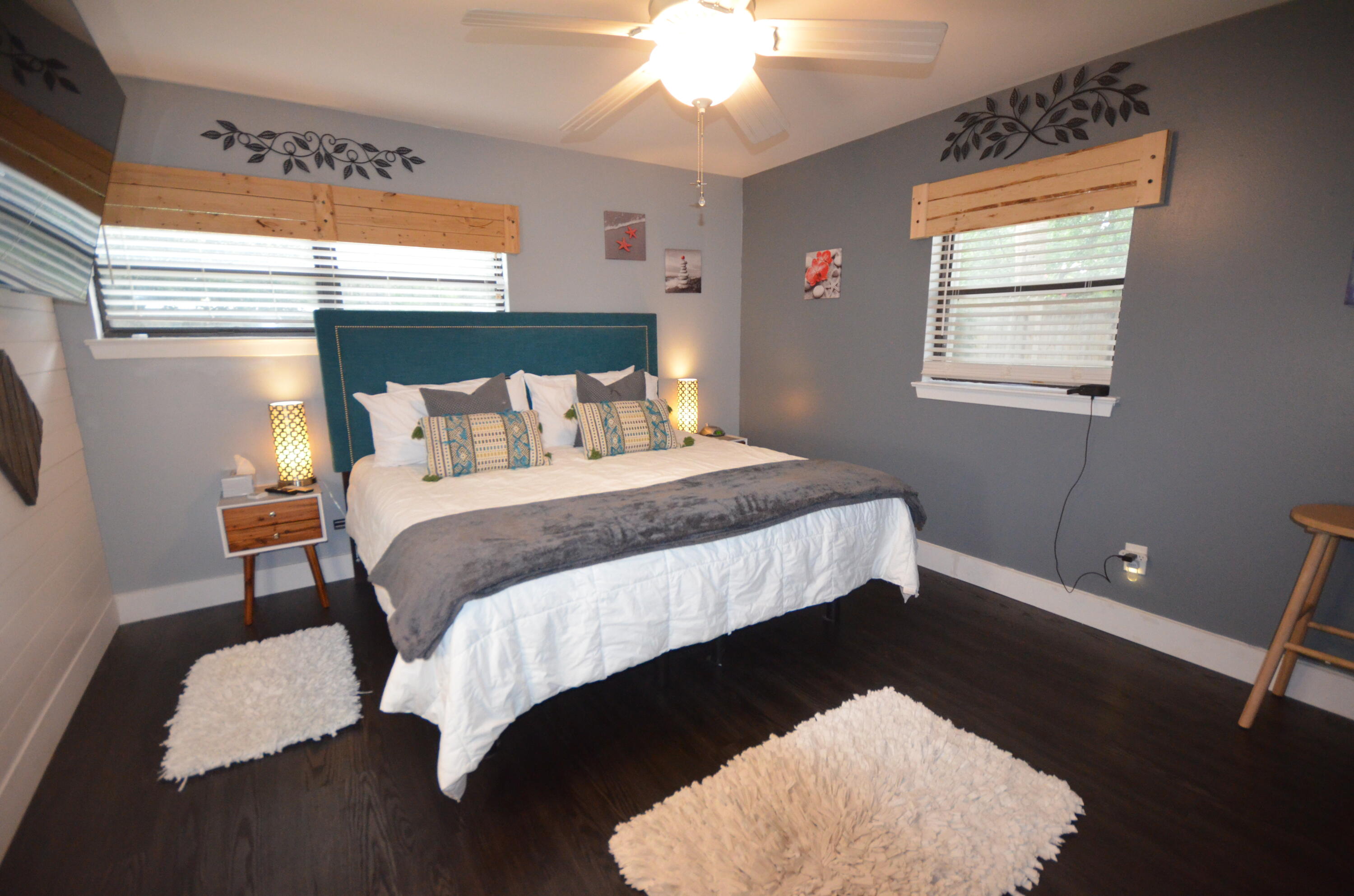 ELLIOTTS POINT 9TH ADDN - Residential