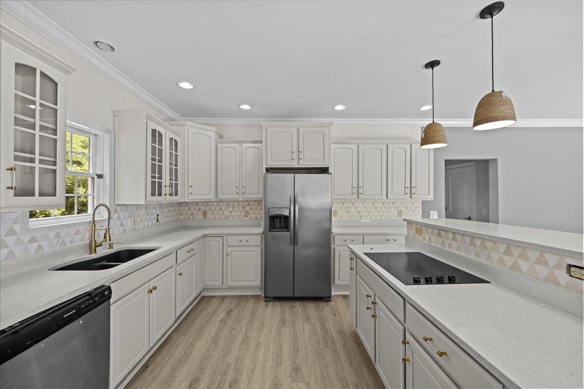CANO ESTATES - Residential