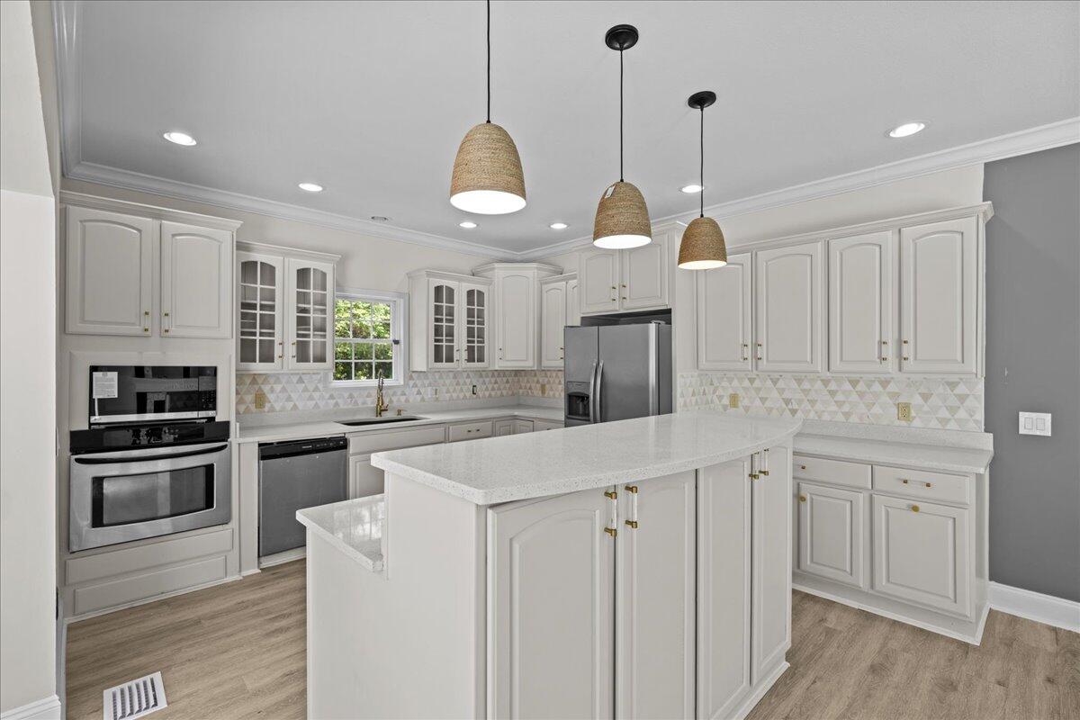 CANO ESTATES - Residential