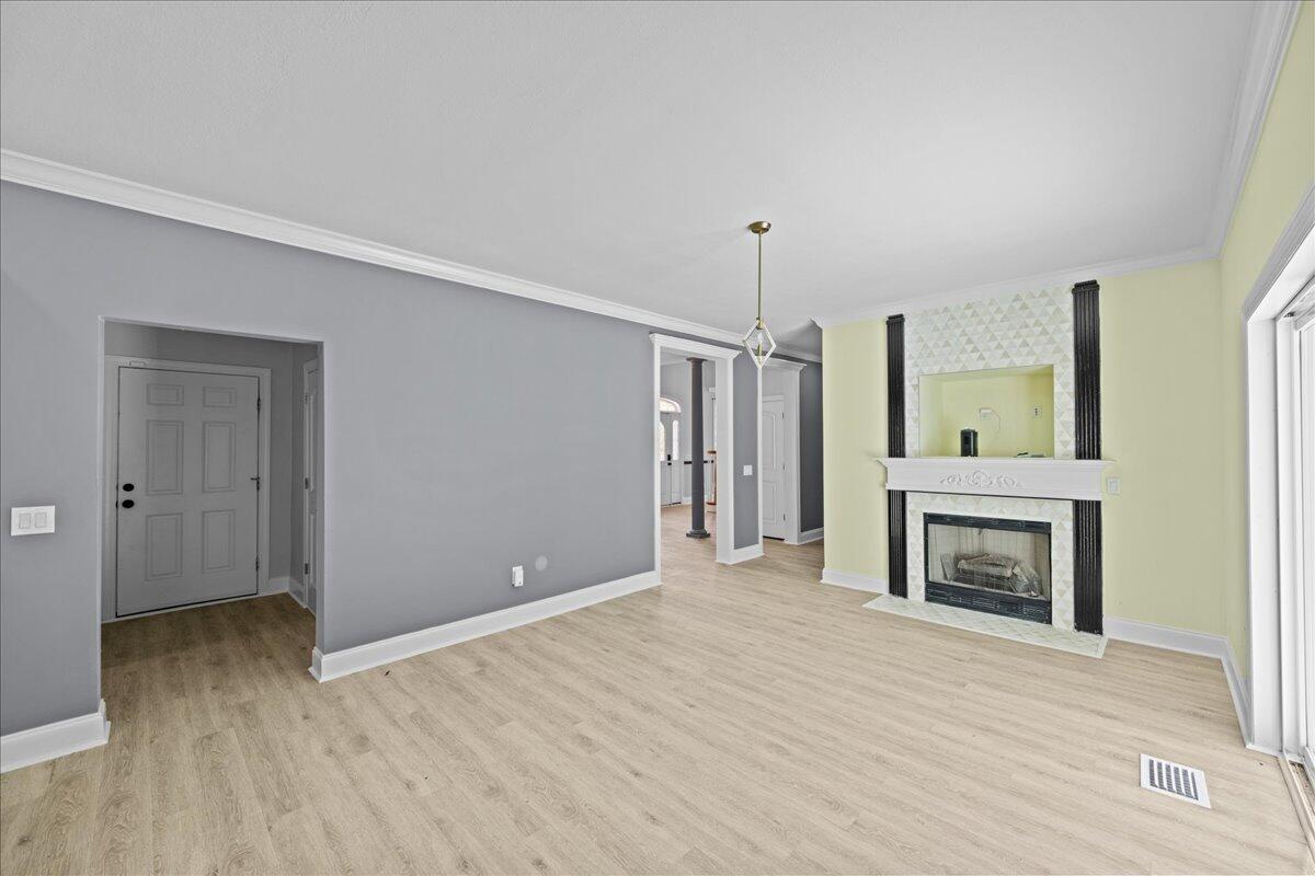 CANO ESTATES - Residential