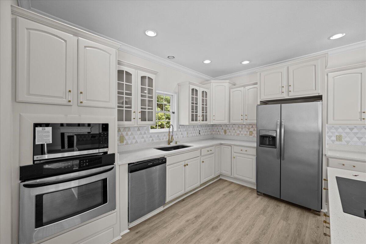 CANO ESTATES - Residential