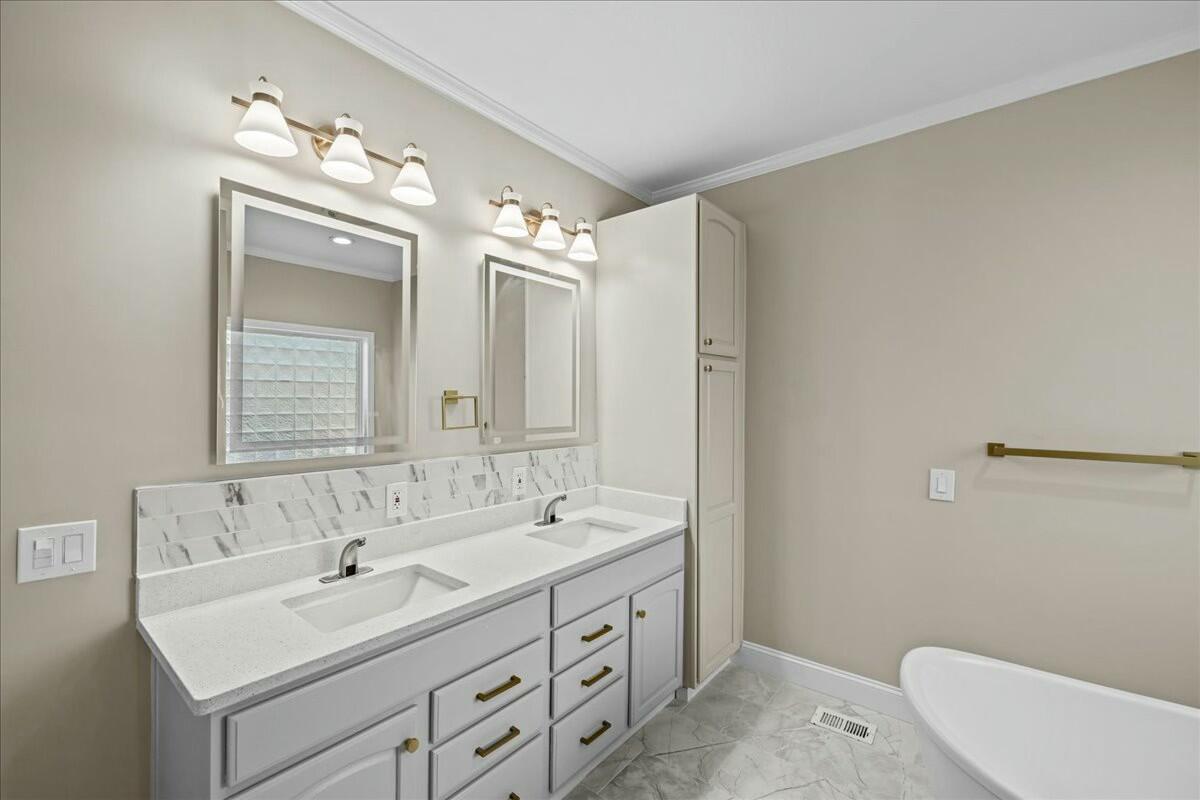 CANO ESTATES - Residential