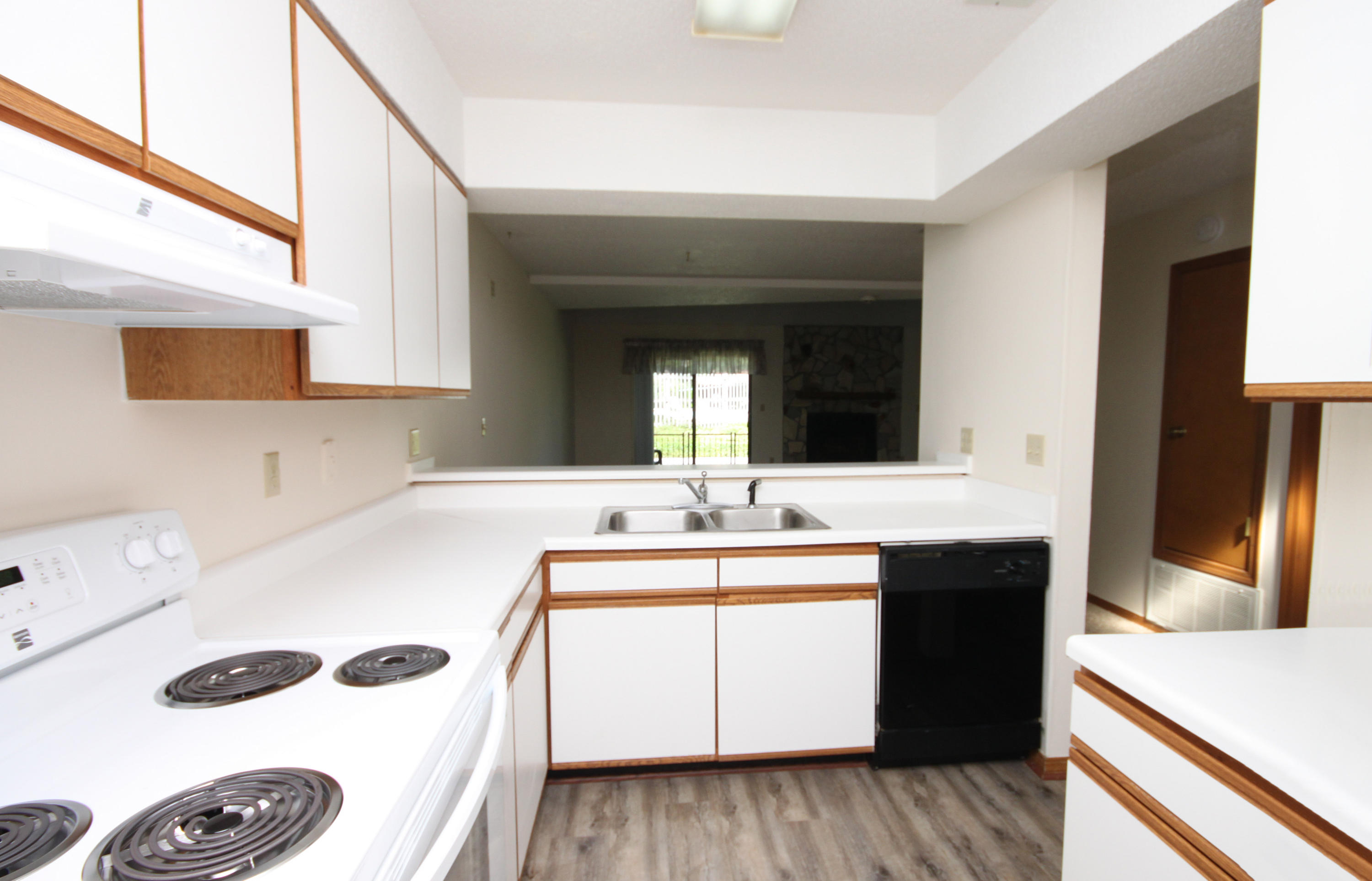 HIDDEN COVE UNIT 44 - Residential