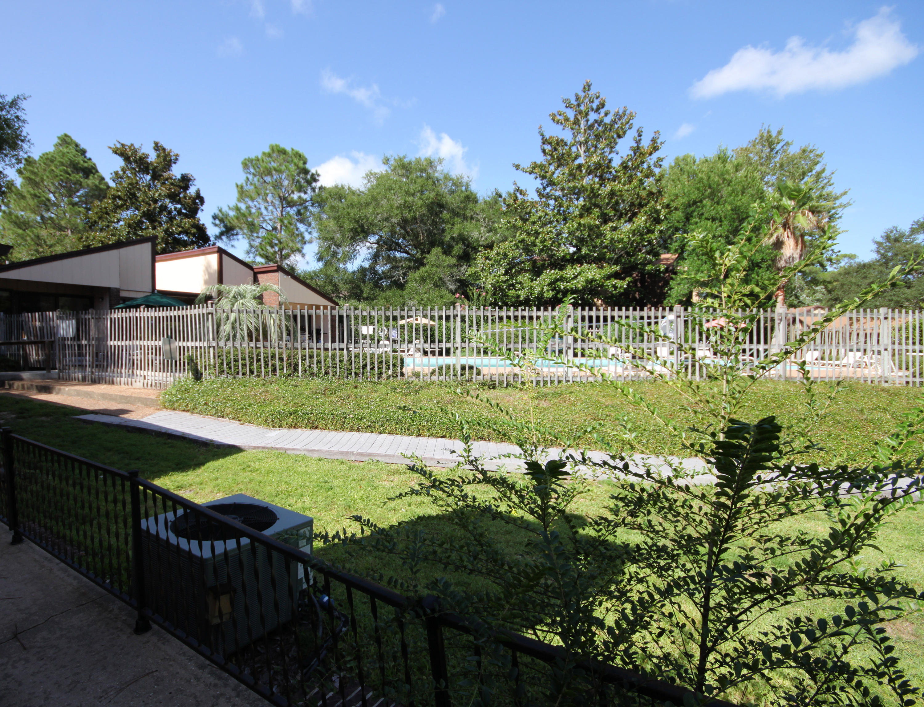 HIDDEN COVE UNIT 44 - Residential