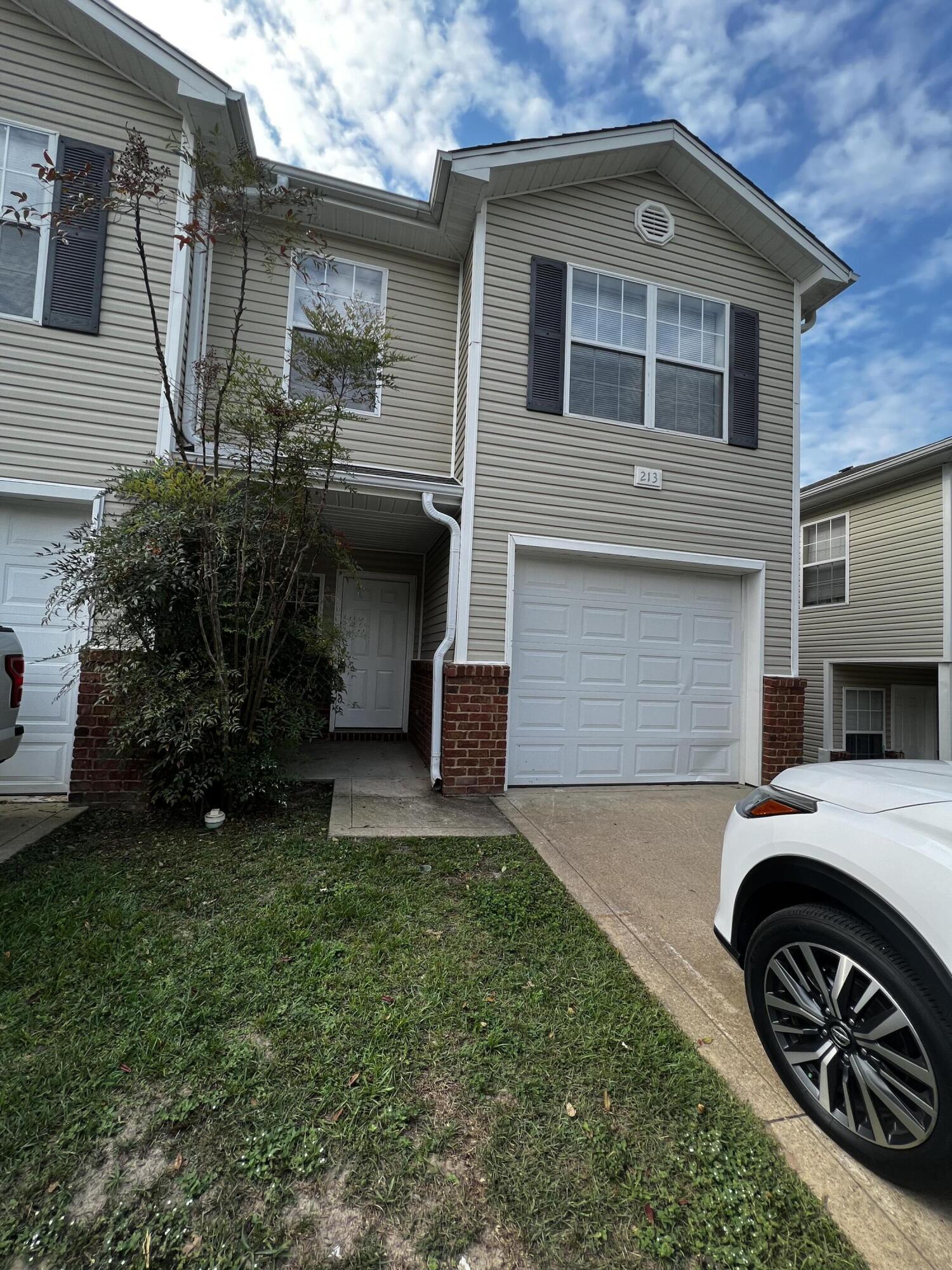 SHILOH PLACE T/H - Residential Lease