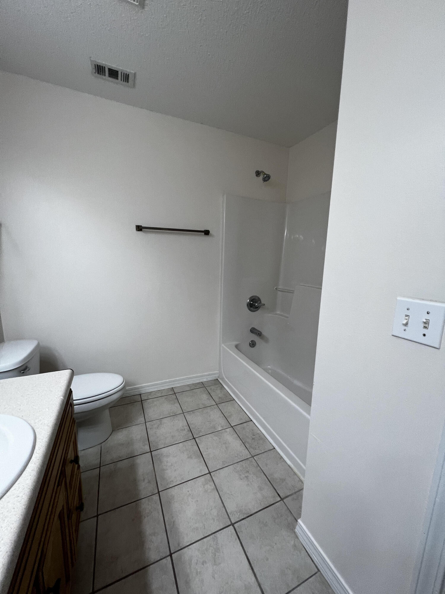 SHILOH PLACE T/H - Residential Lease