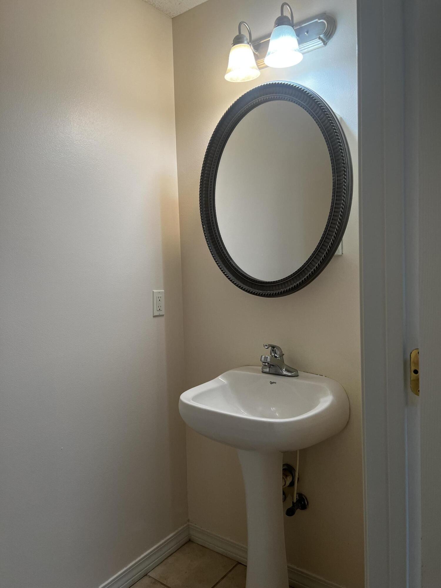 SHILOH PLACE T/H - Residential Lease