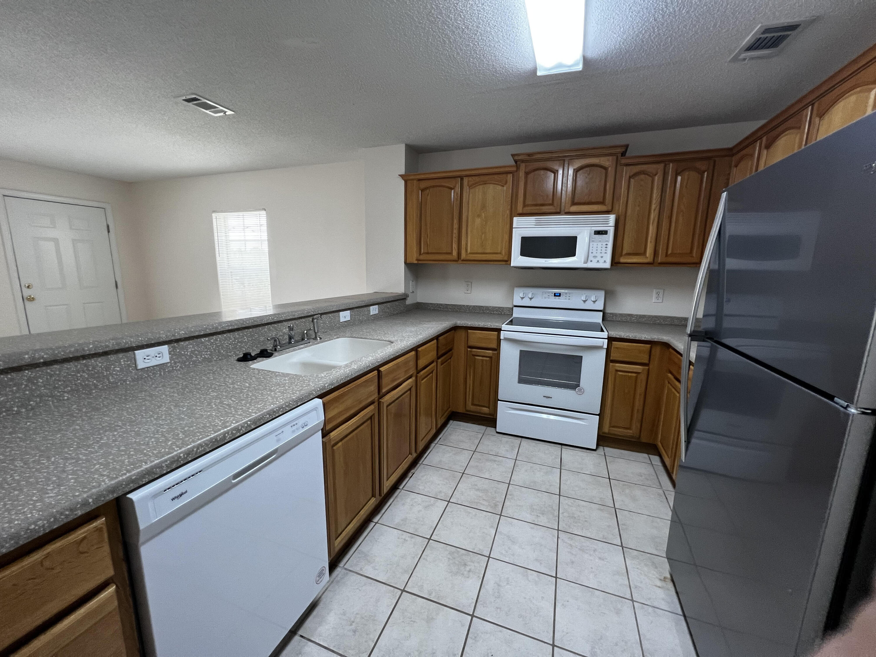 SHILOH PLACE T/H - Residential Lease