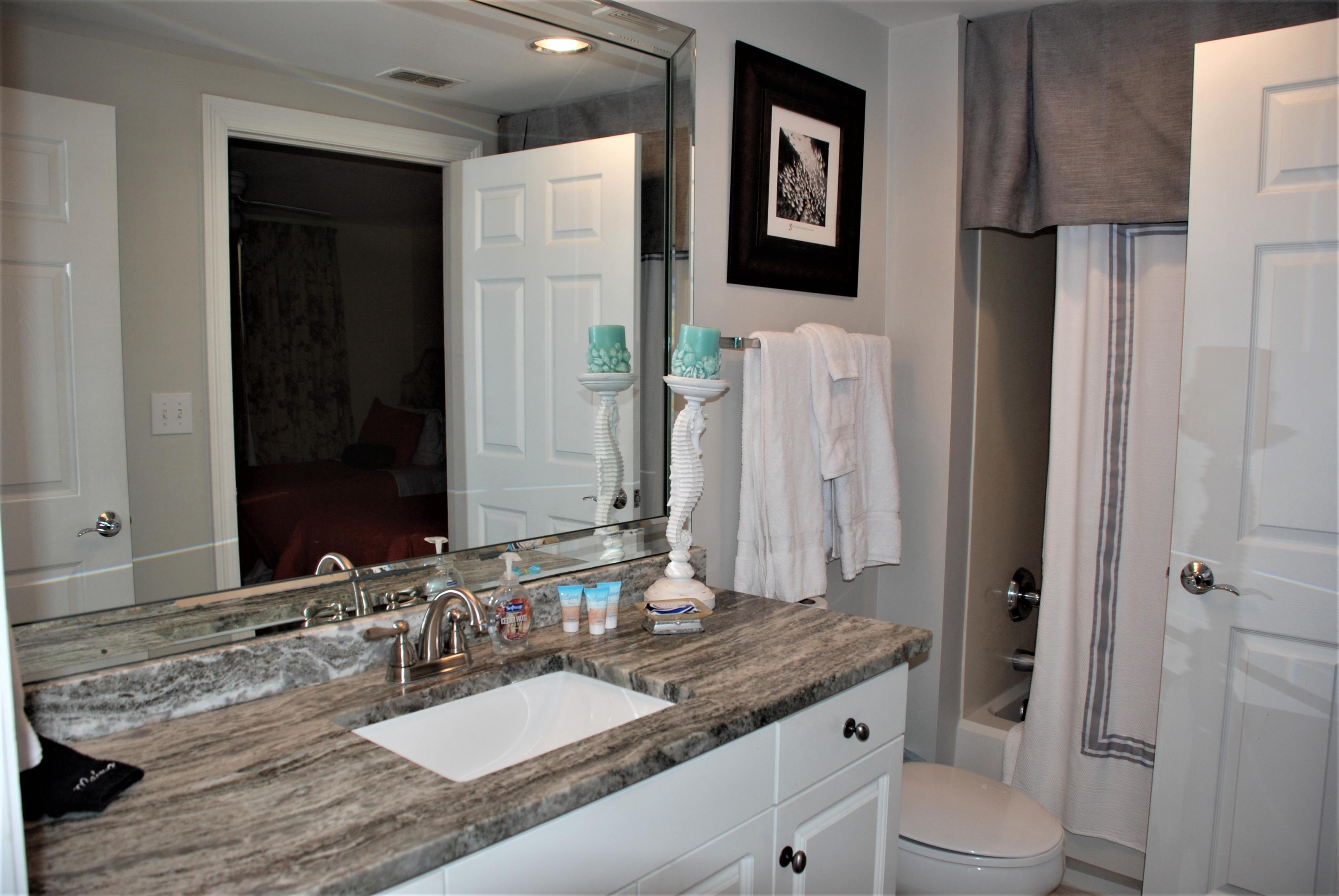 STERLING SHORES - Residential