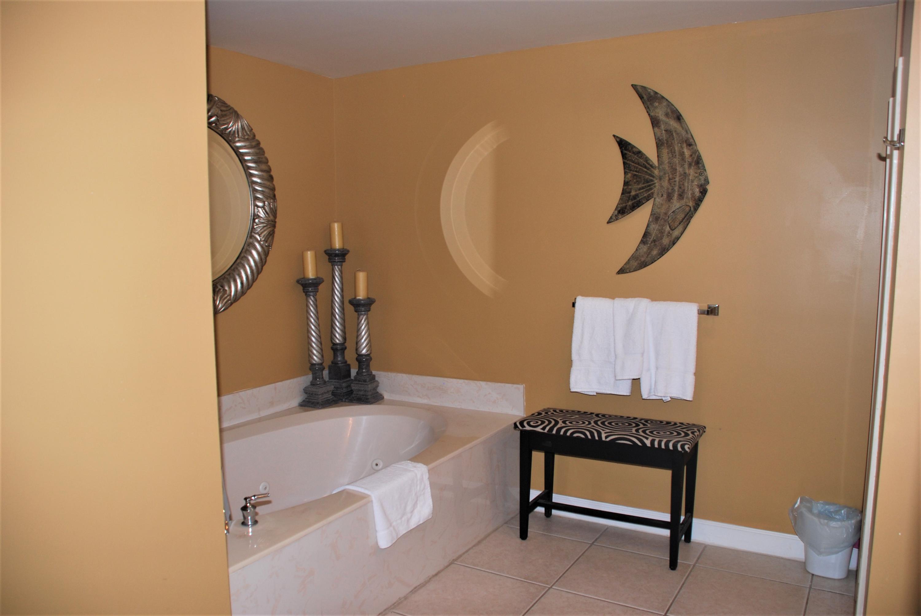 STERLING SHORES - Residential
