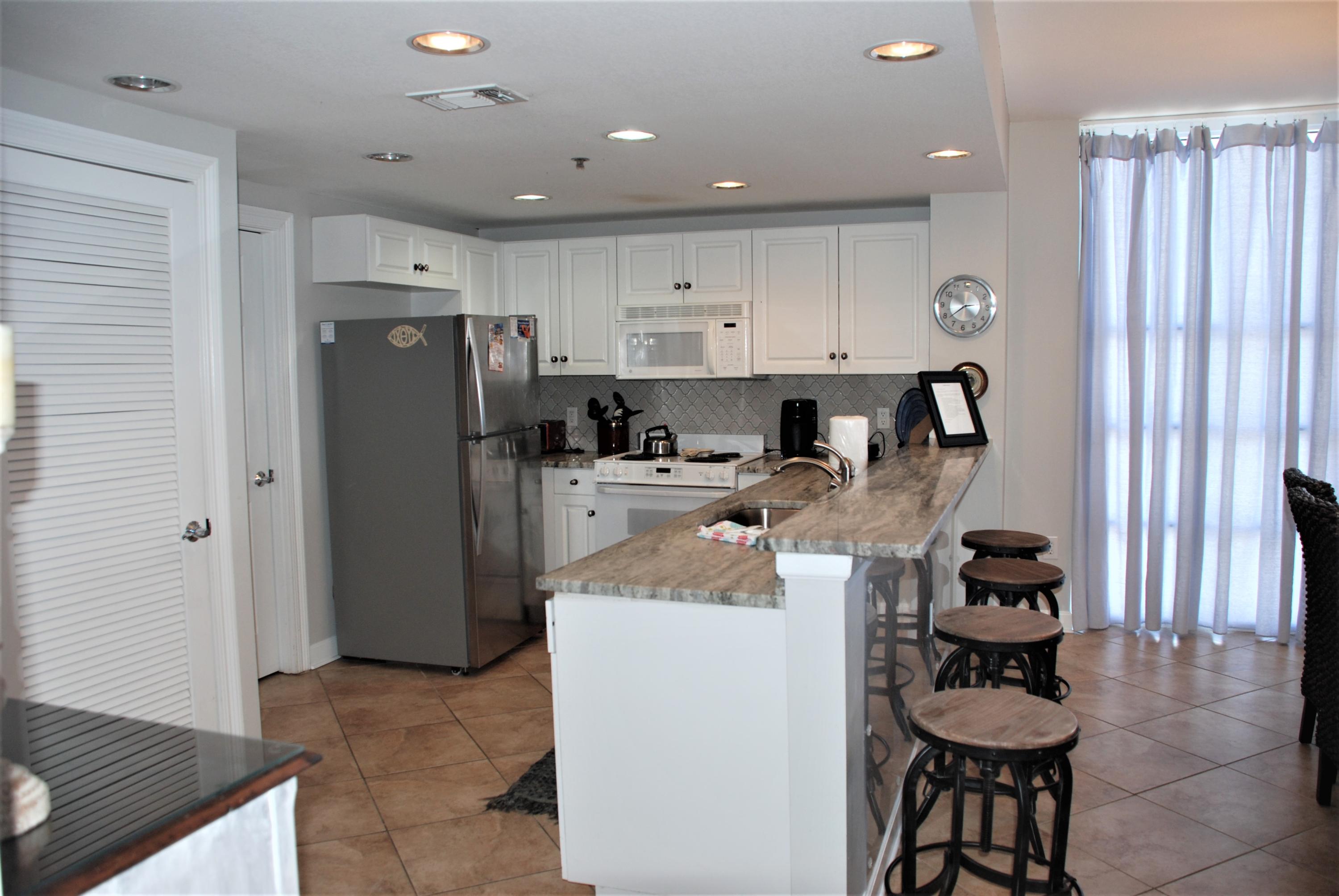 STERLING SHORES - Residential