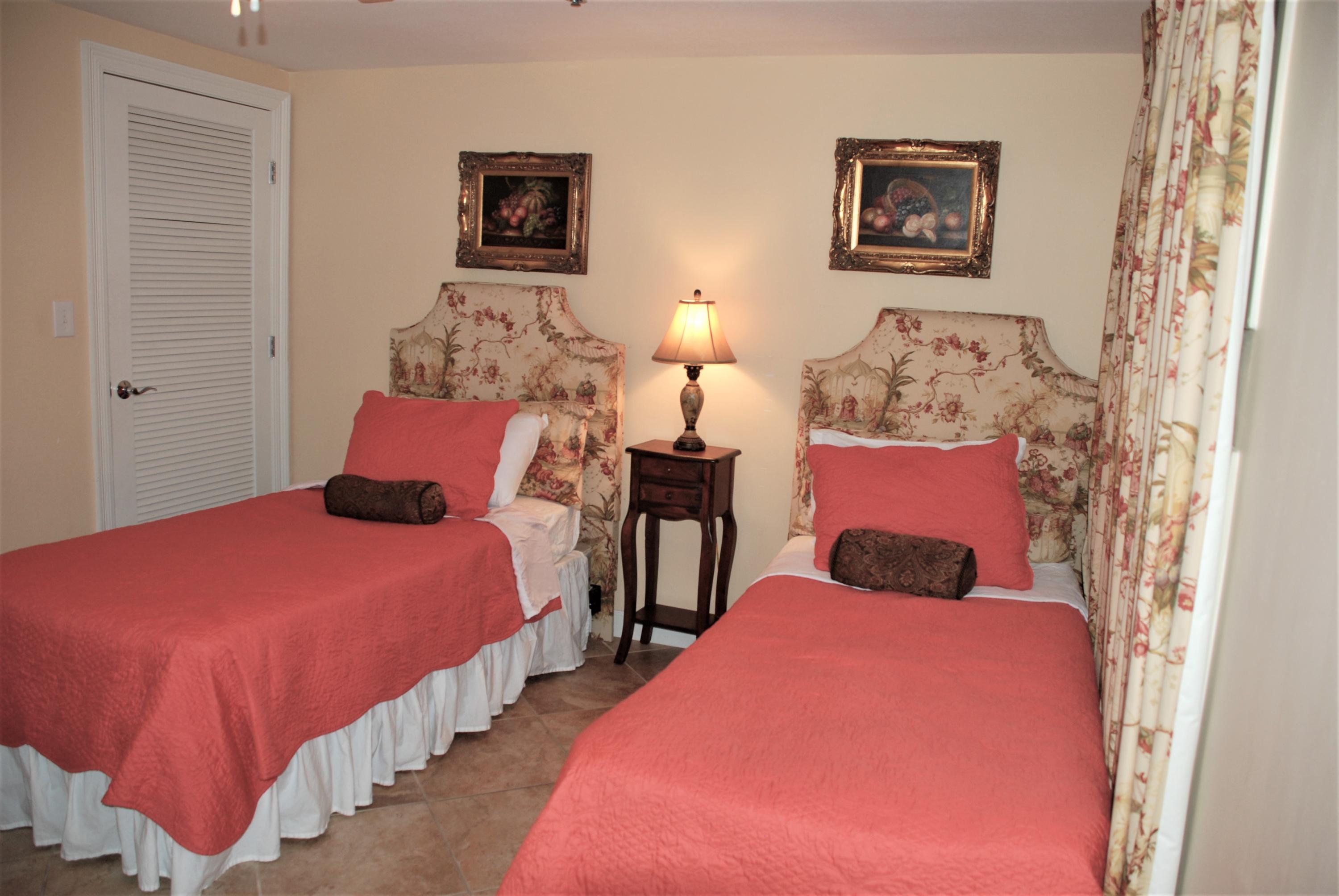 STERLING SHORES - Residential