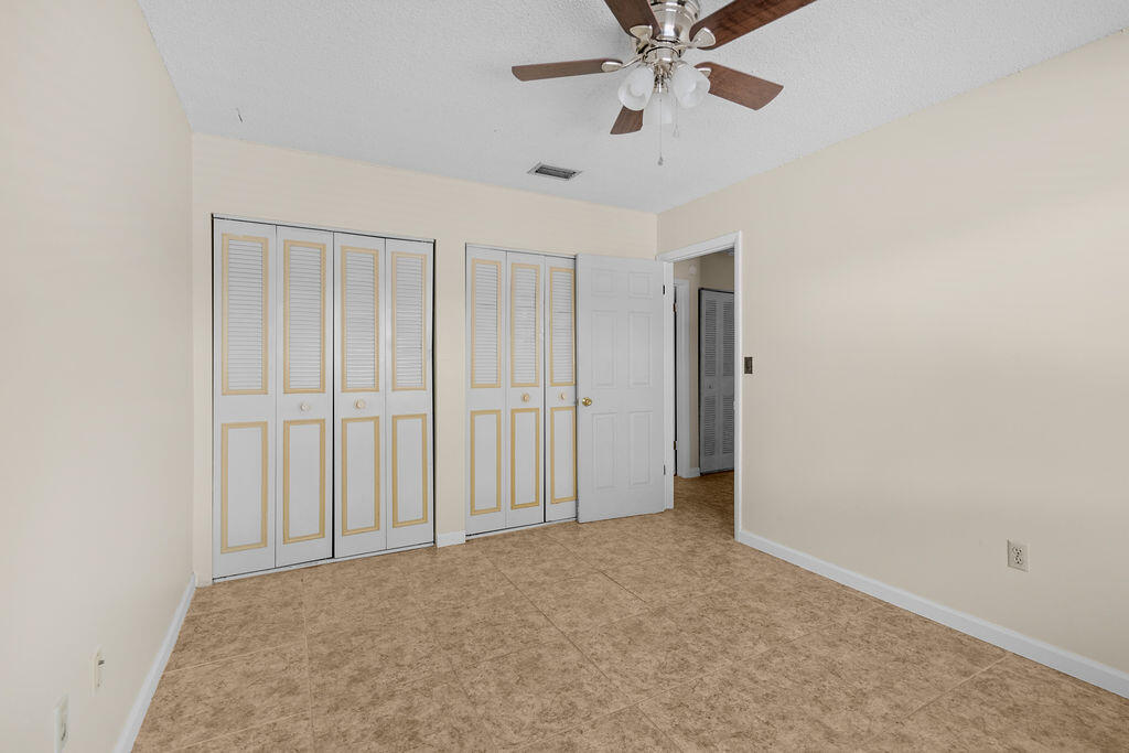 COLLEGE PARK CONDO - Residential