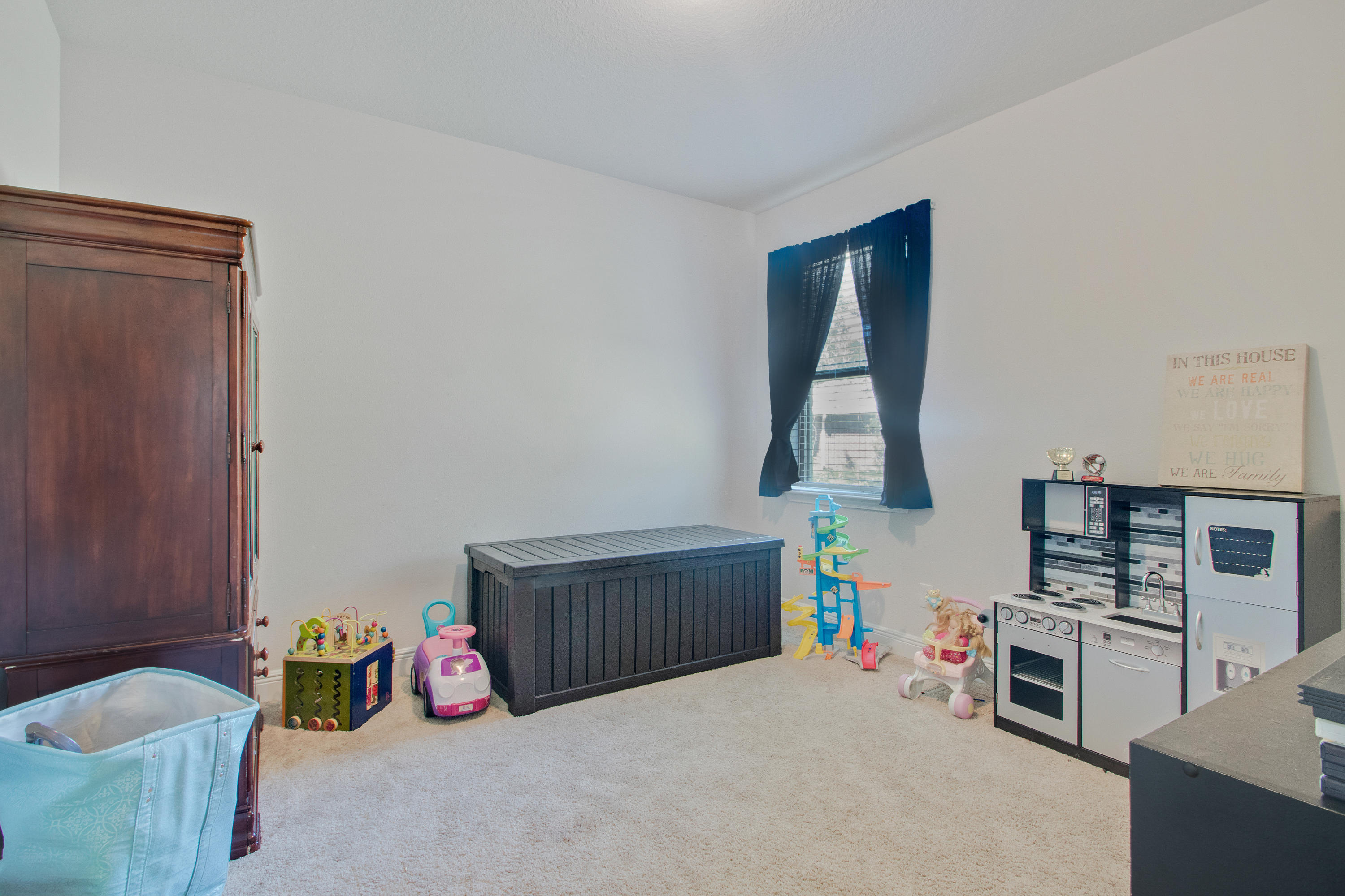 HOLLEY BY THE SEA - Residential