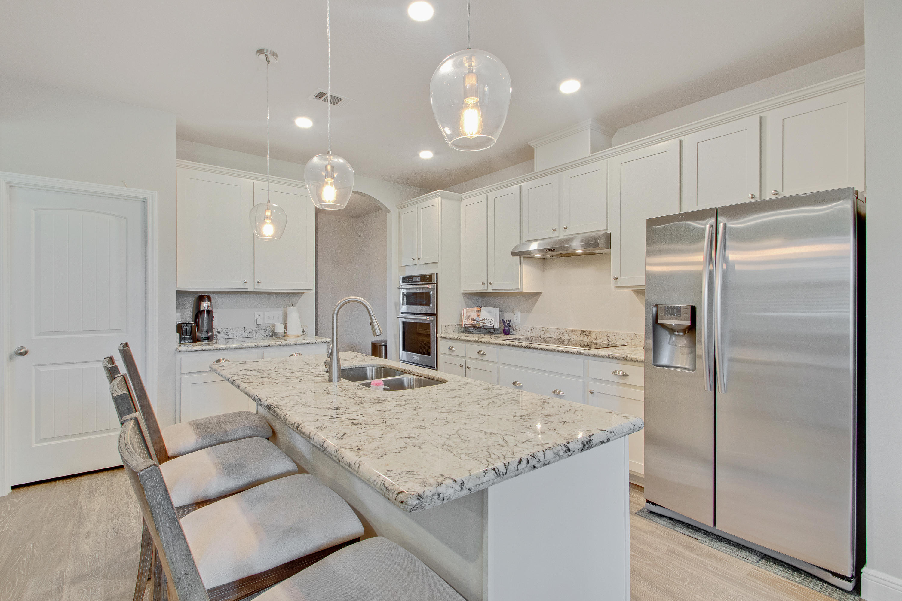 HOLLEY BY THE SEA - Residential