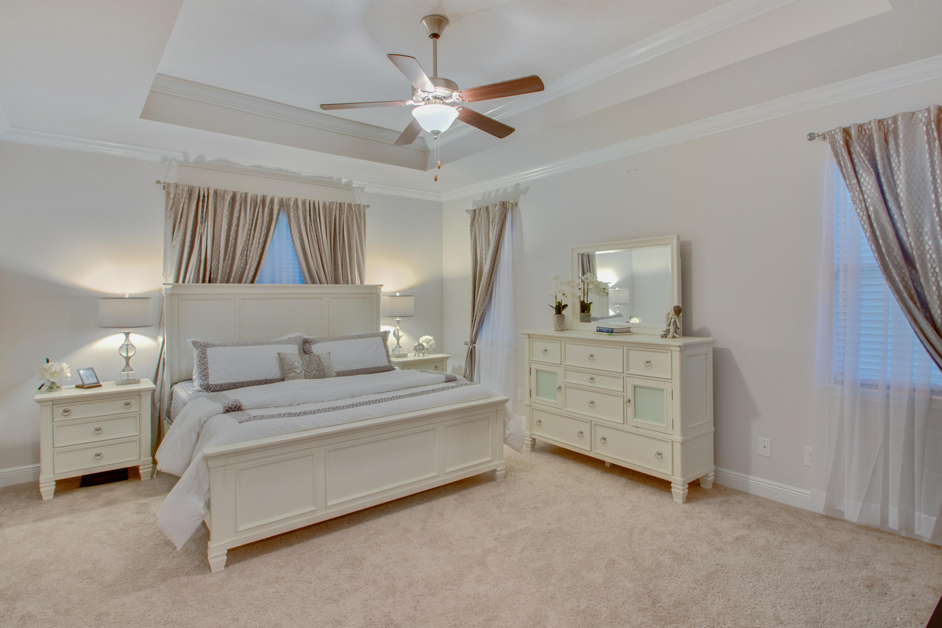 HOLLEY BY THE SEA - Residential