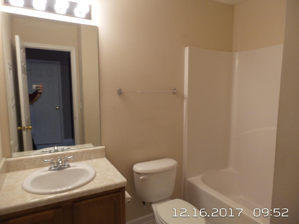 ROLLING PINES - Residential Lease
